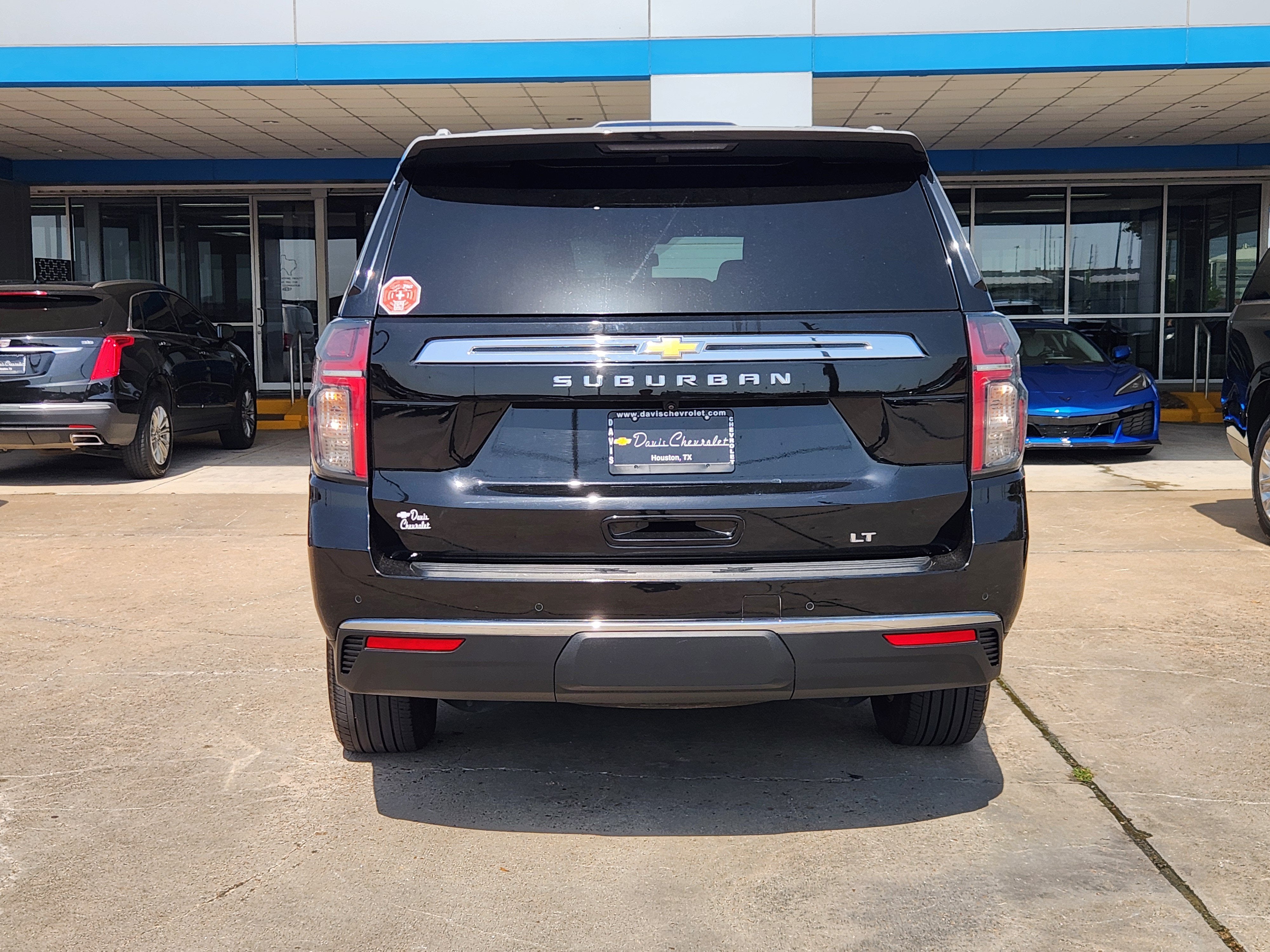 2024 Chevrolet Suburban LT