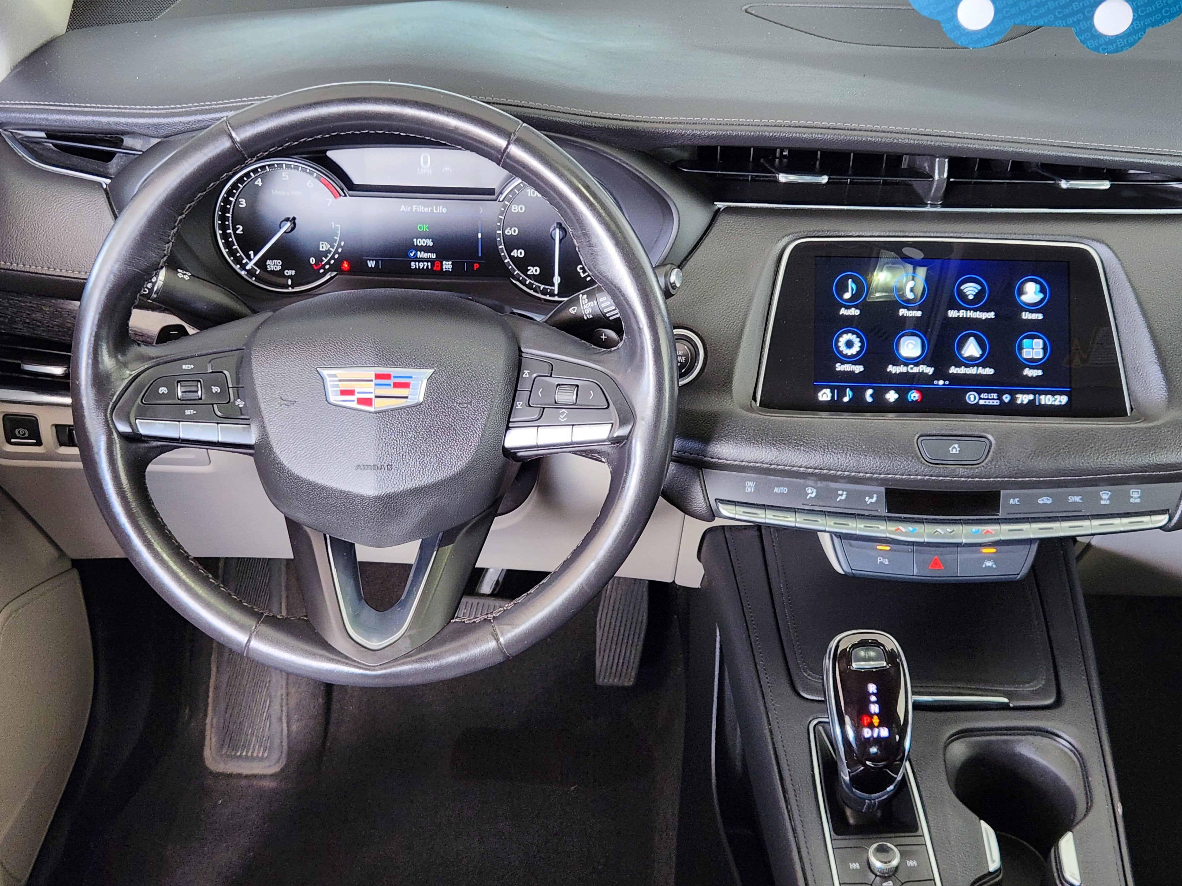 2023 Cadillac XT4 Premium Luxury