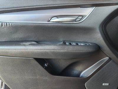 2024 Cadillac XT5 Luxury