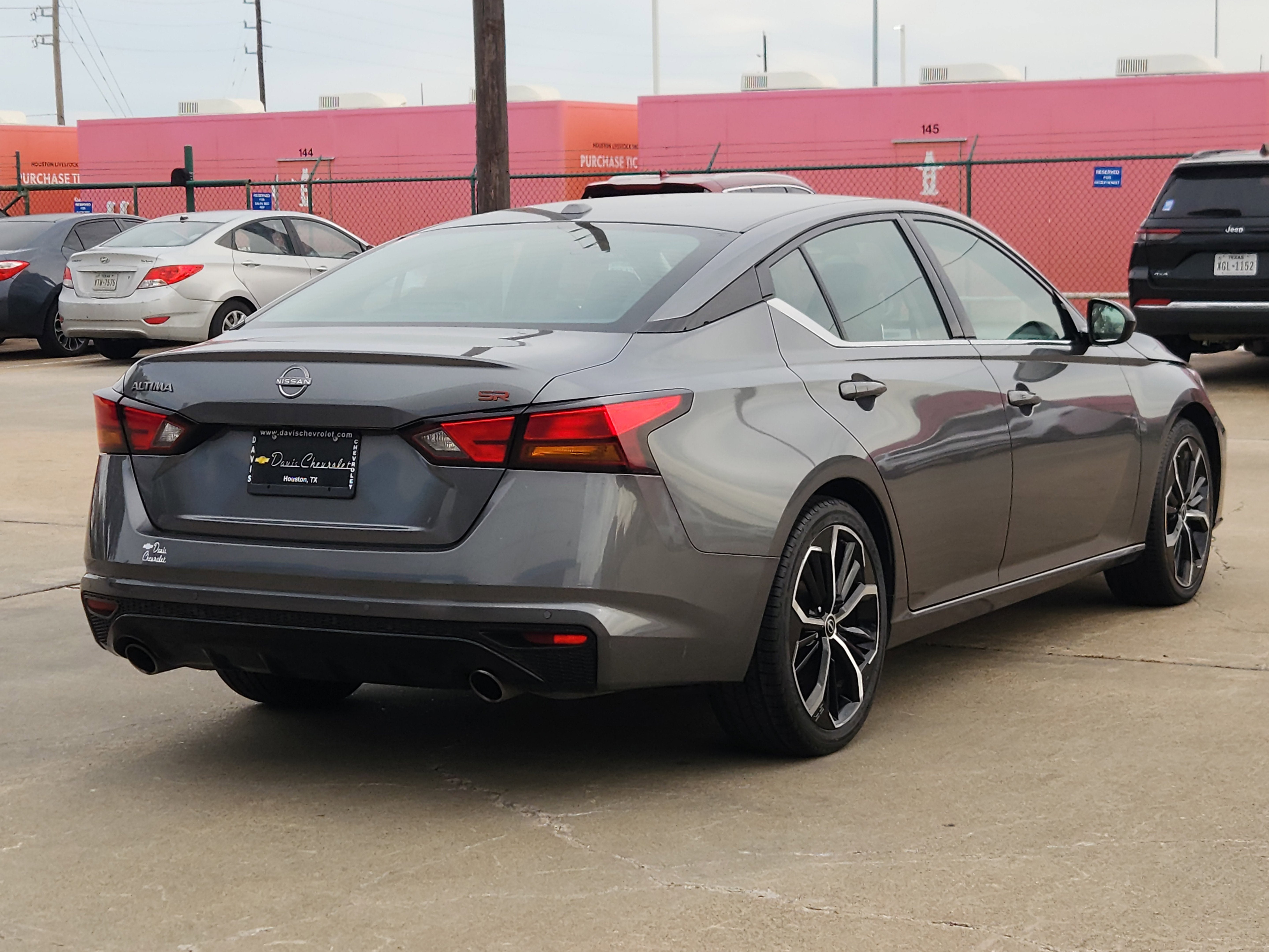 2023 Nissan Altima 2.5 SR