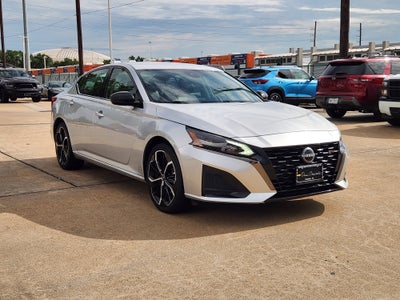 2024 Nissan Altima 2.5 SR