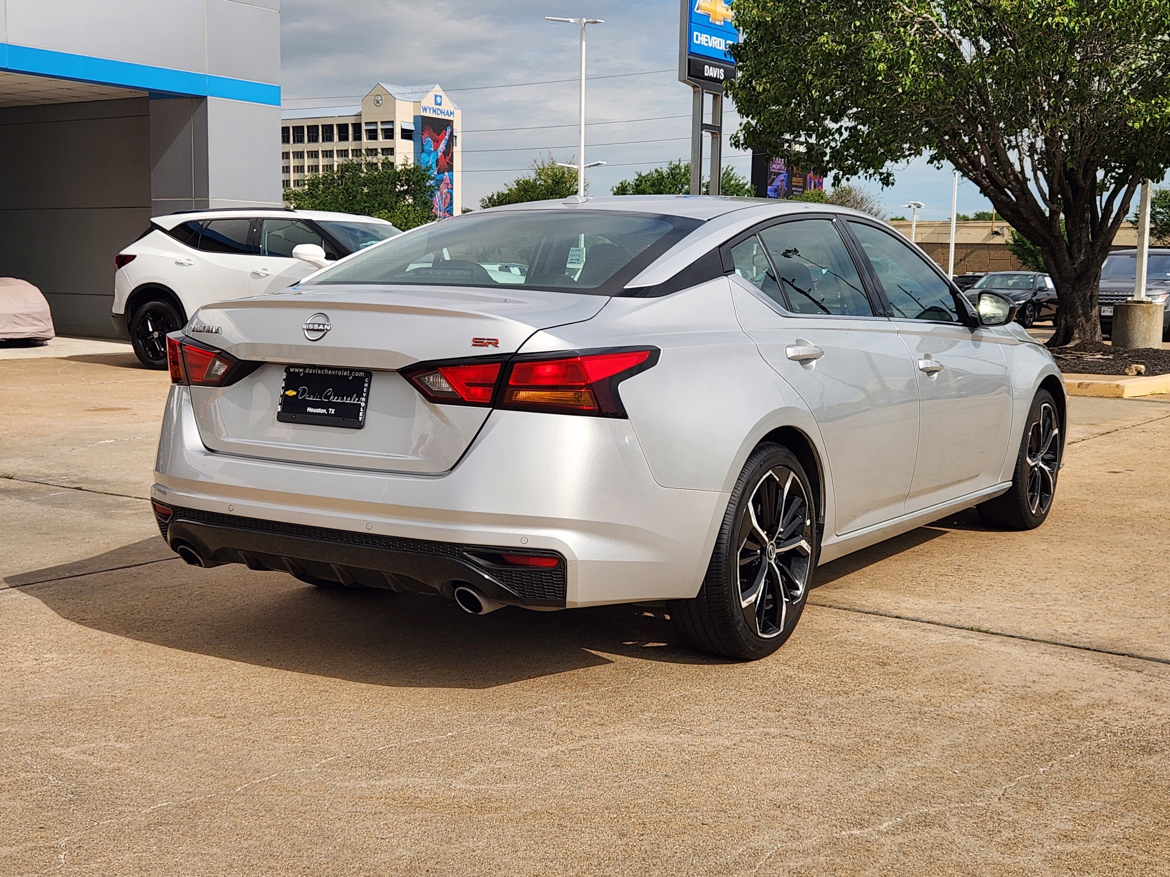 2024 Nissan Altima 2.5 SR