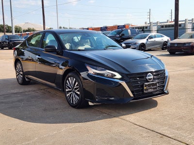 2025 Nissan Altima SV