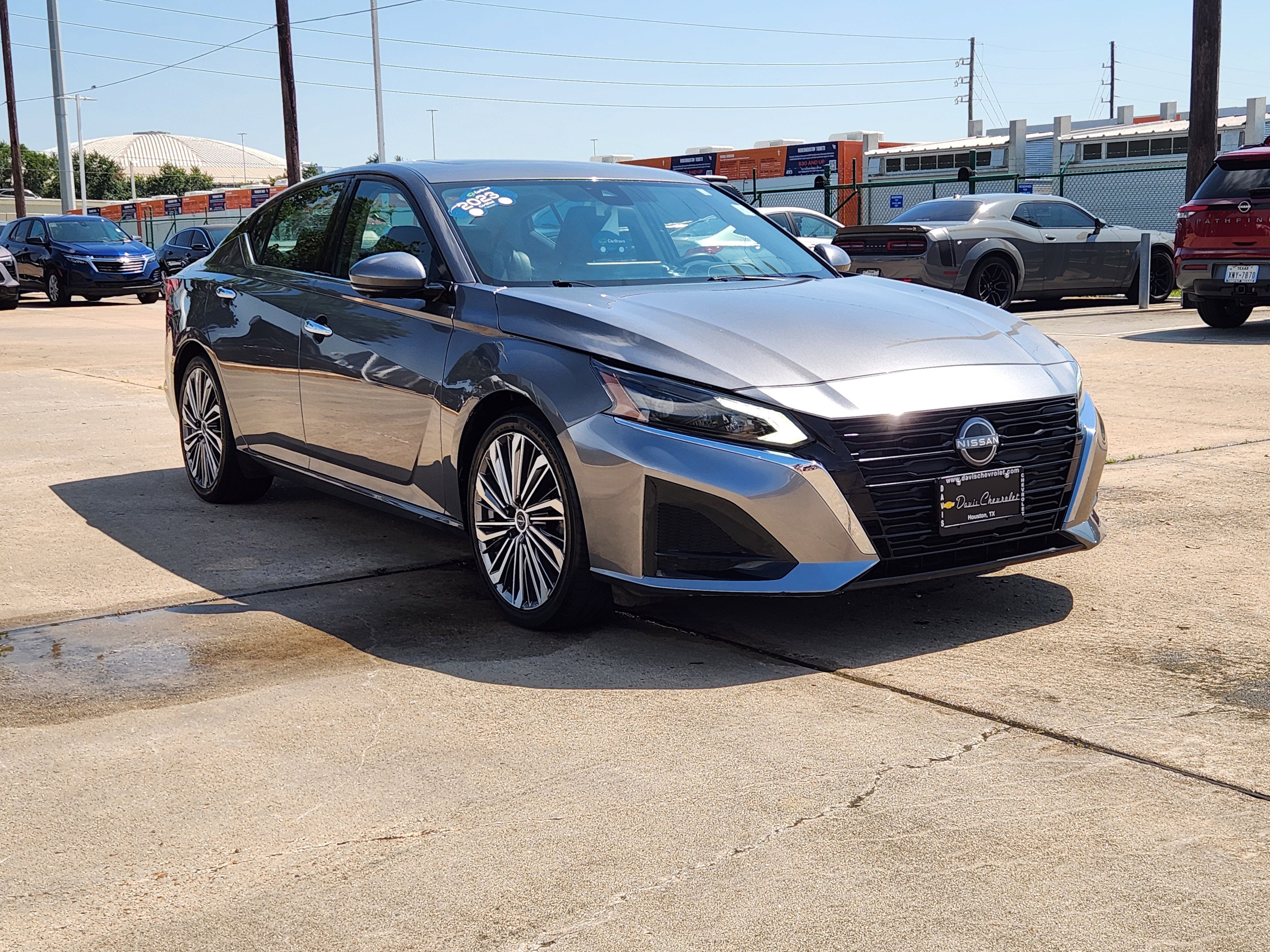 2023 Nissan Altima SL FWD