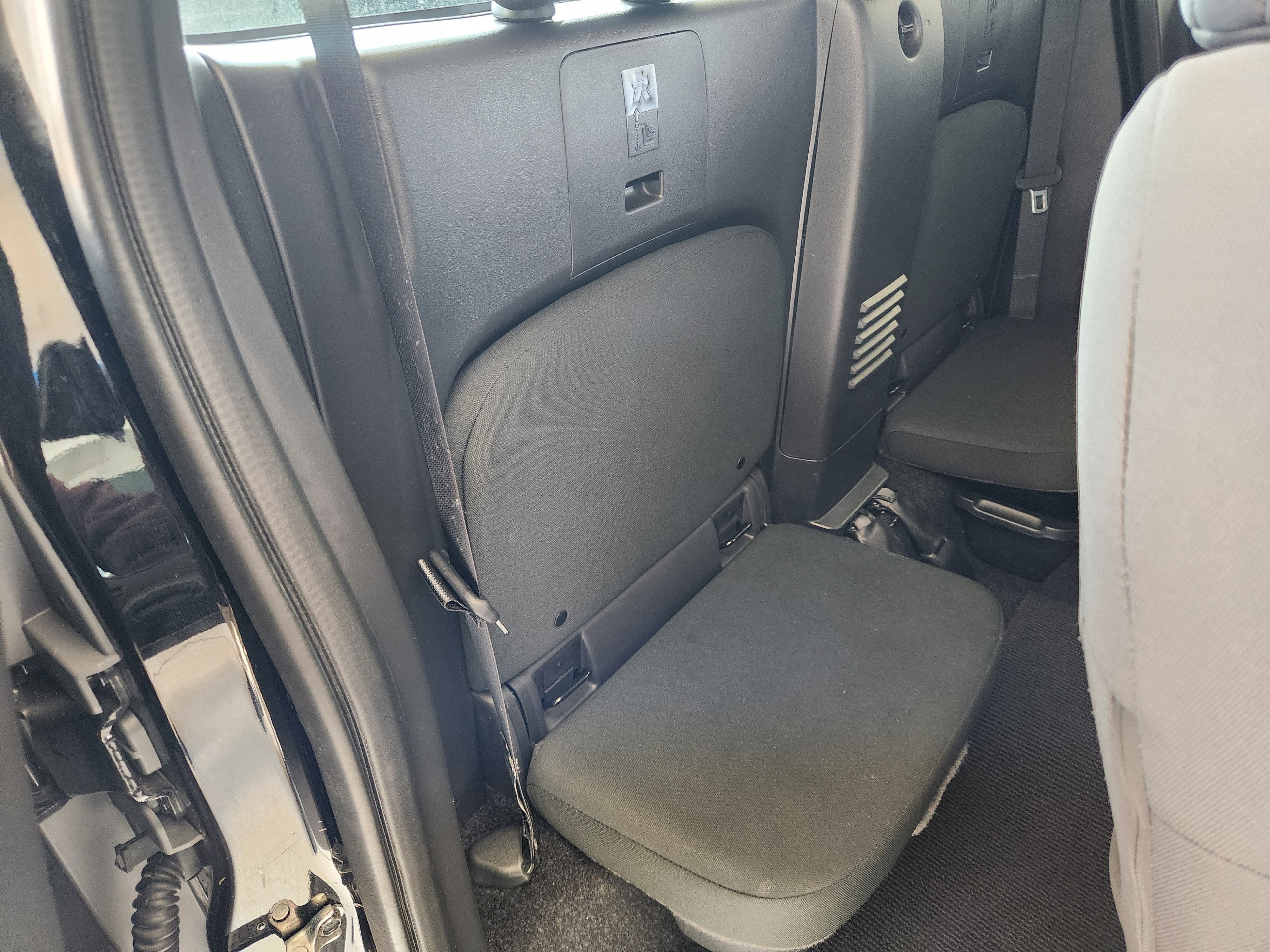 2024 Nissan Frontier King Cab S 4x2