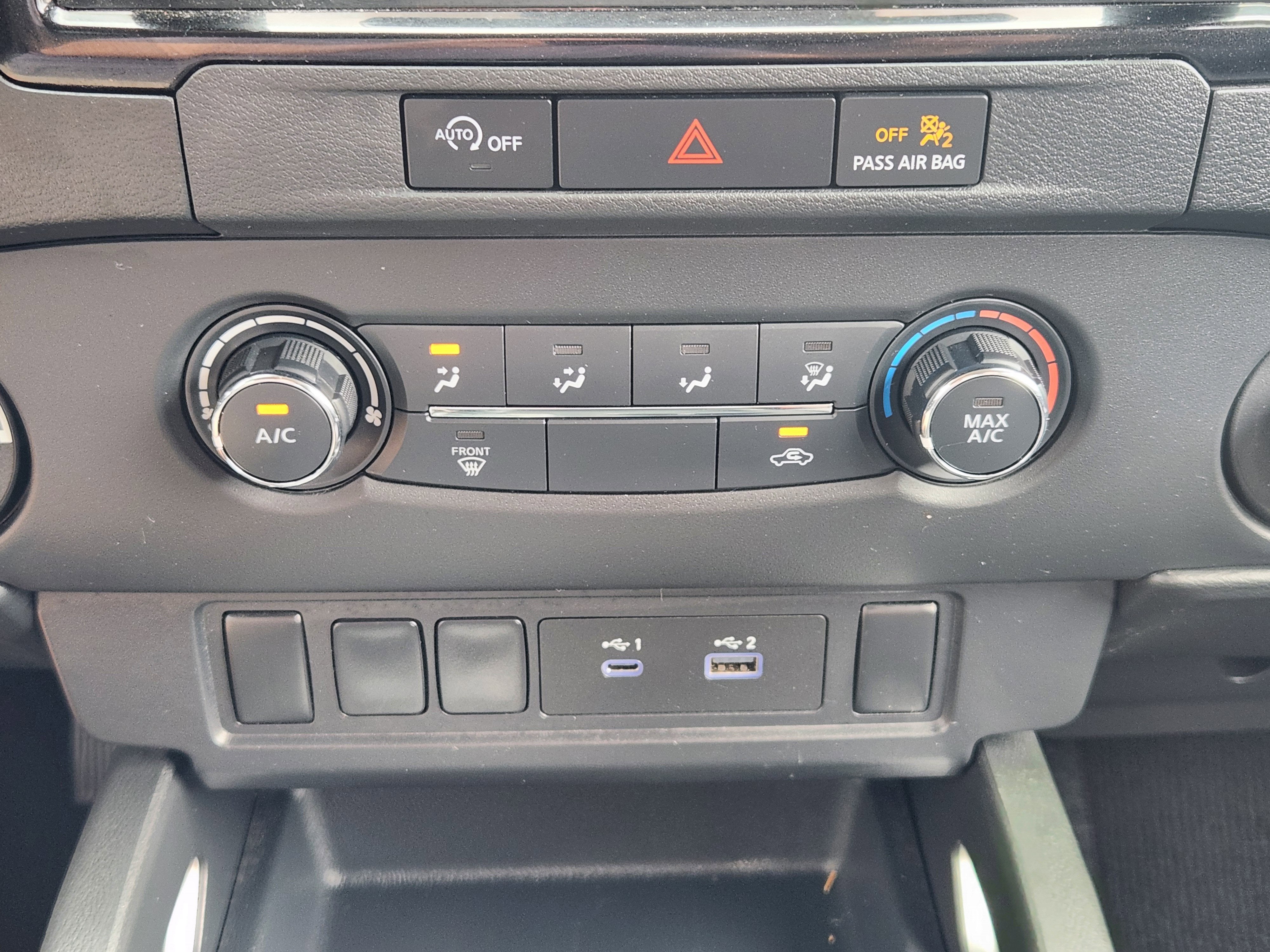 2024 Nissan Frontier SV