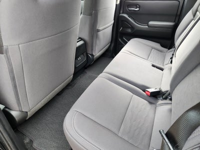 2024 Nissan Frontier SV