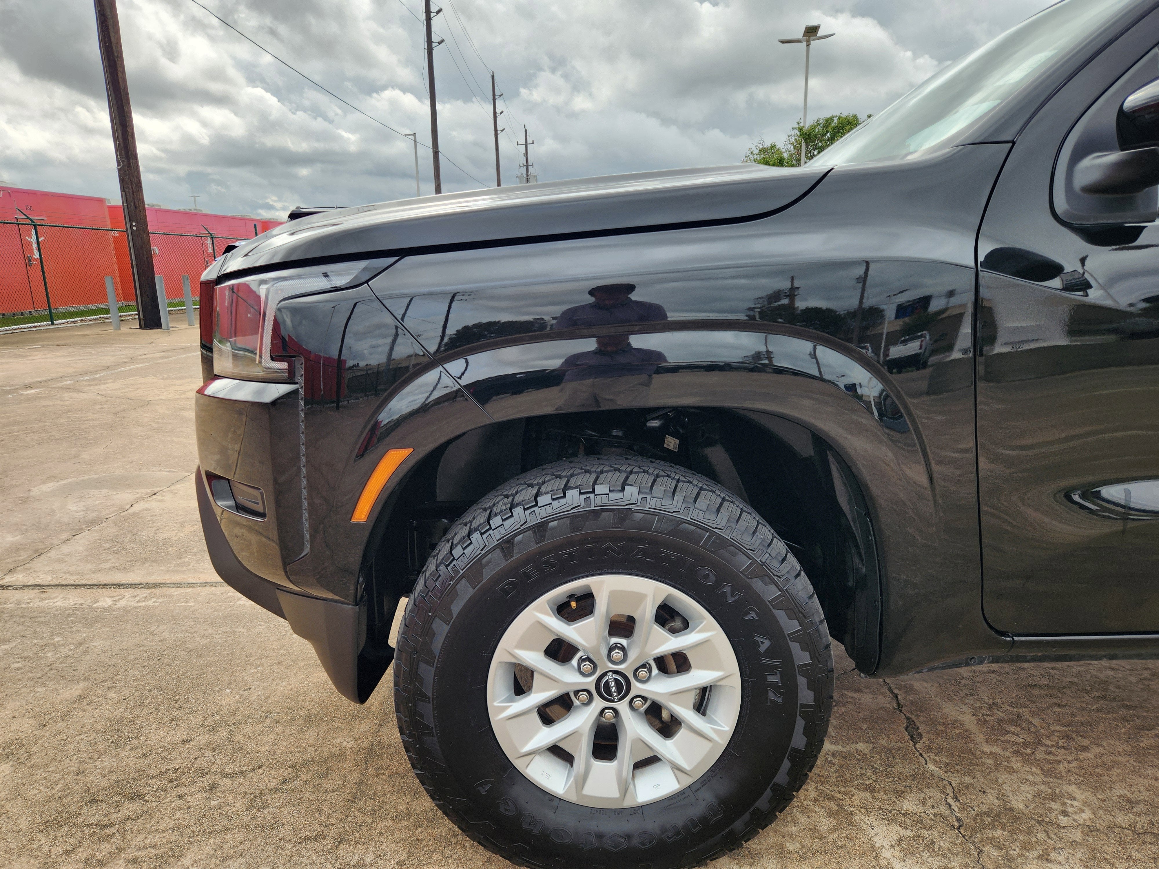 2024 Nissan Frontier SV