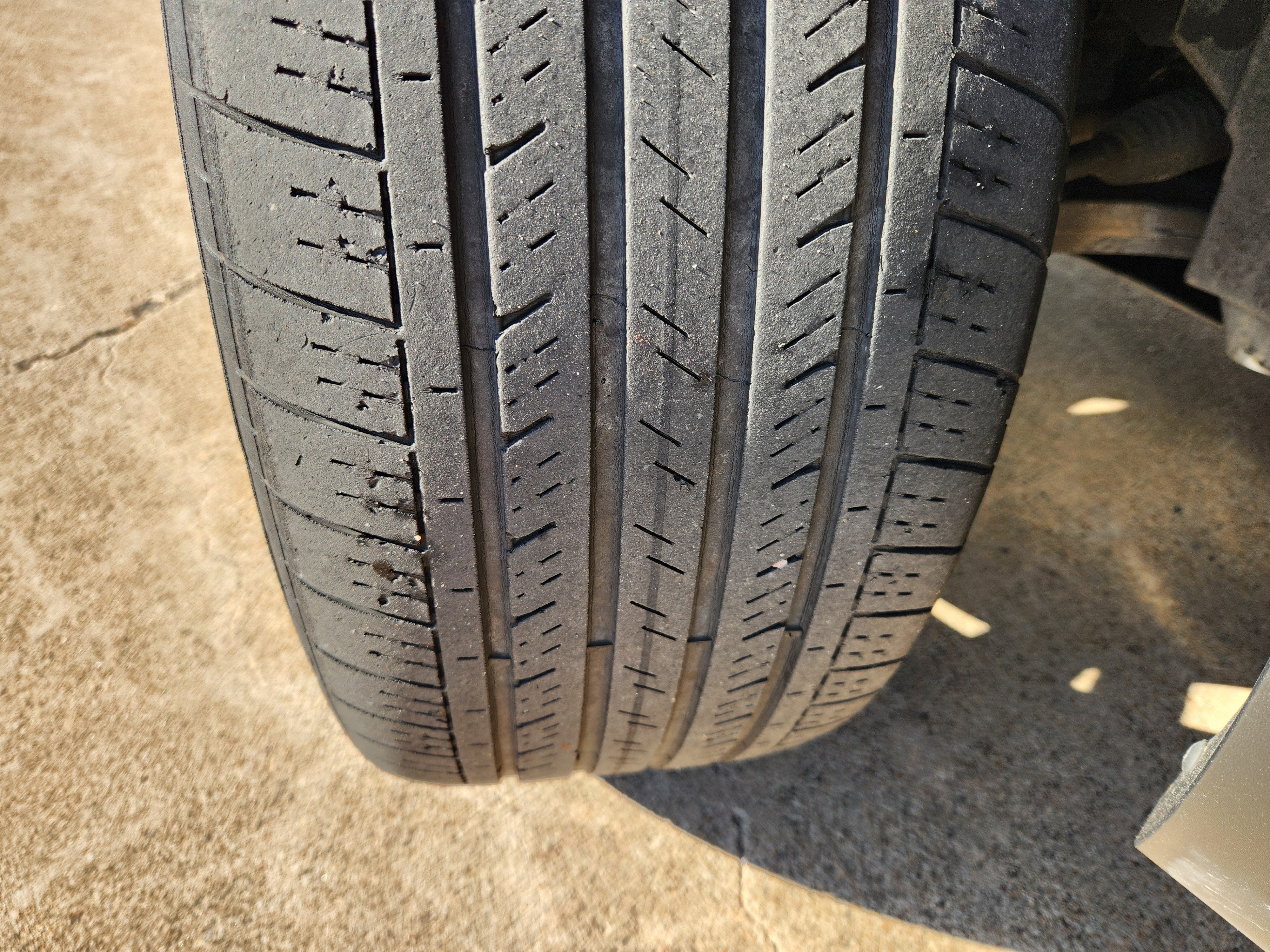 2023 Volkswagen Atlas 2.0T SE w/Technology