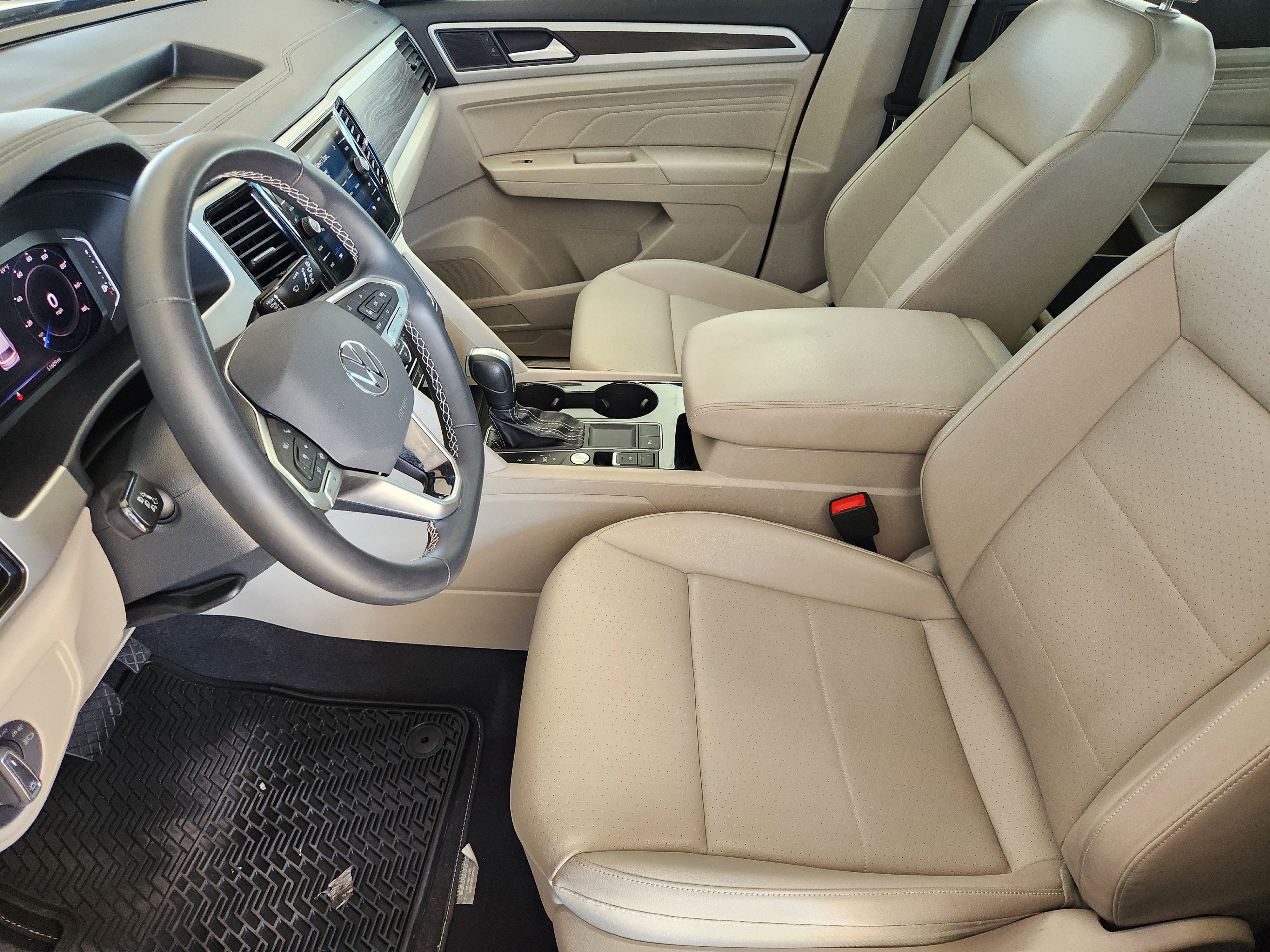 2023 Volkswagen Atlas 2.0T SE w/Technology