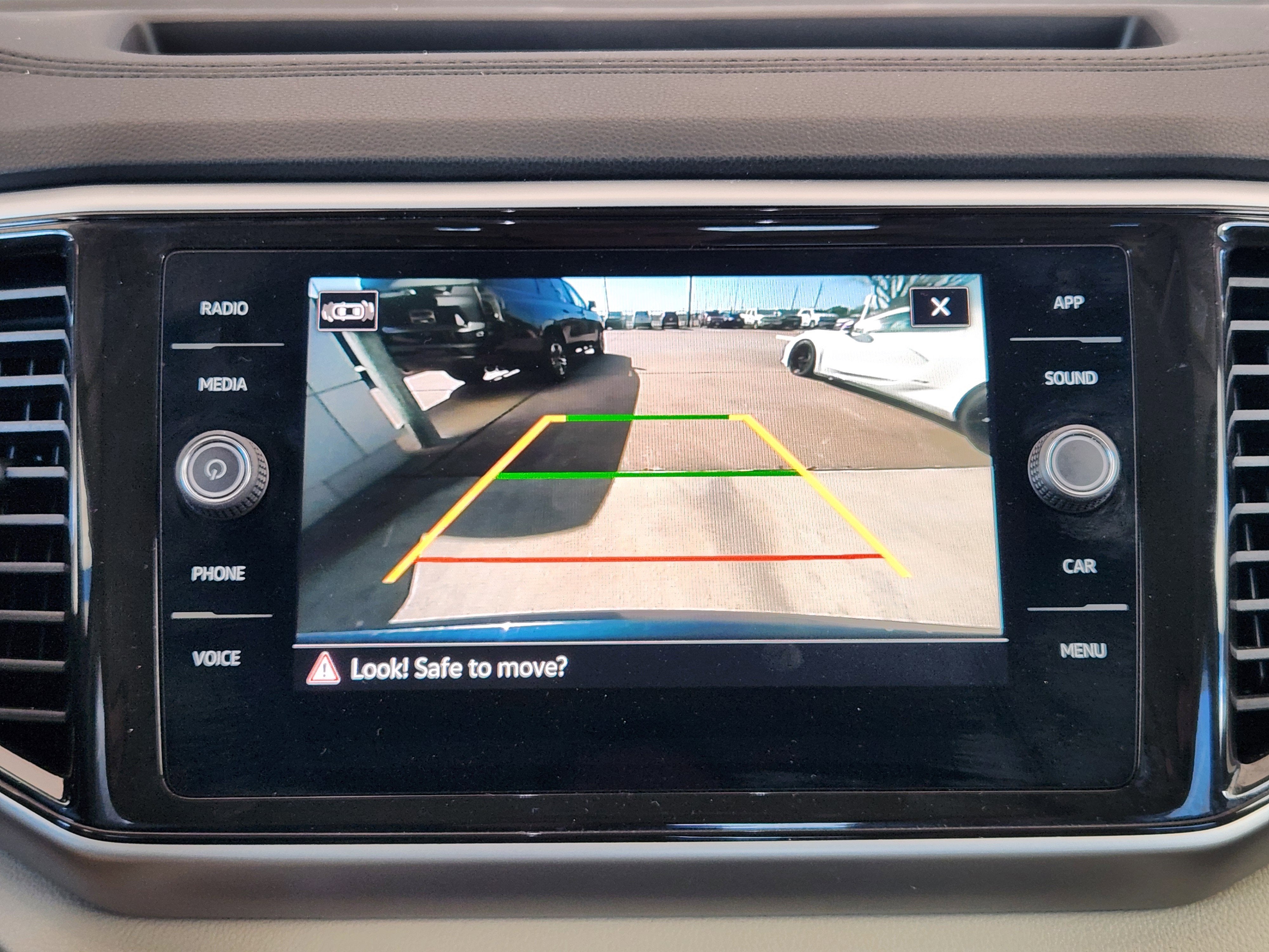 2023 Volkswagen Atlas 2.0T SE w/Technology