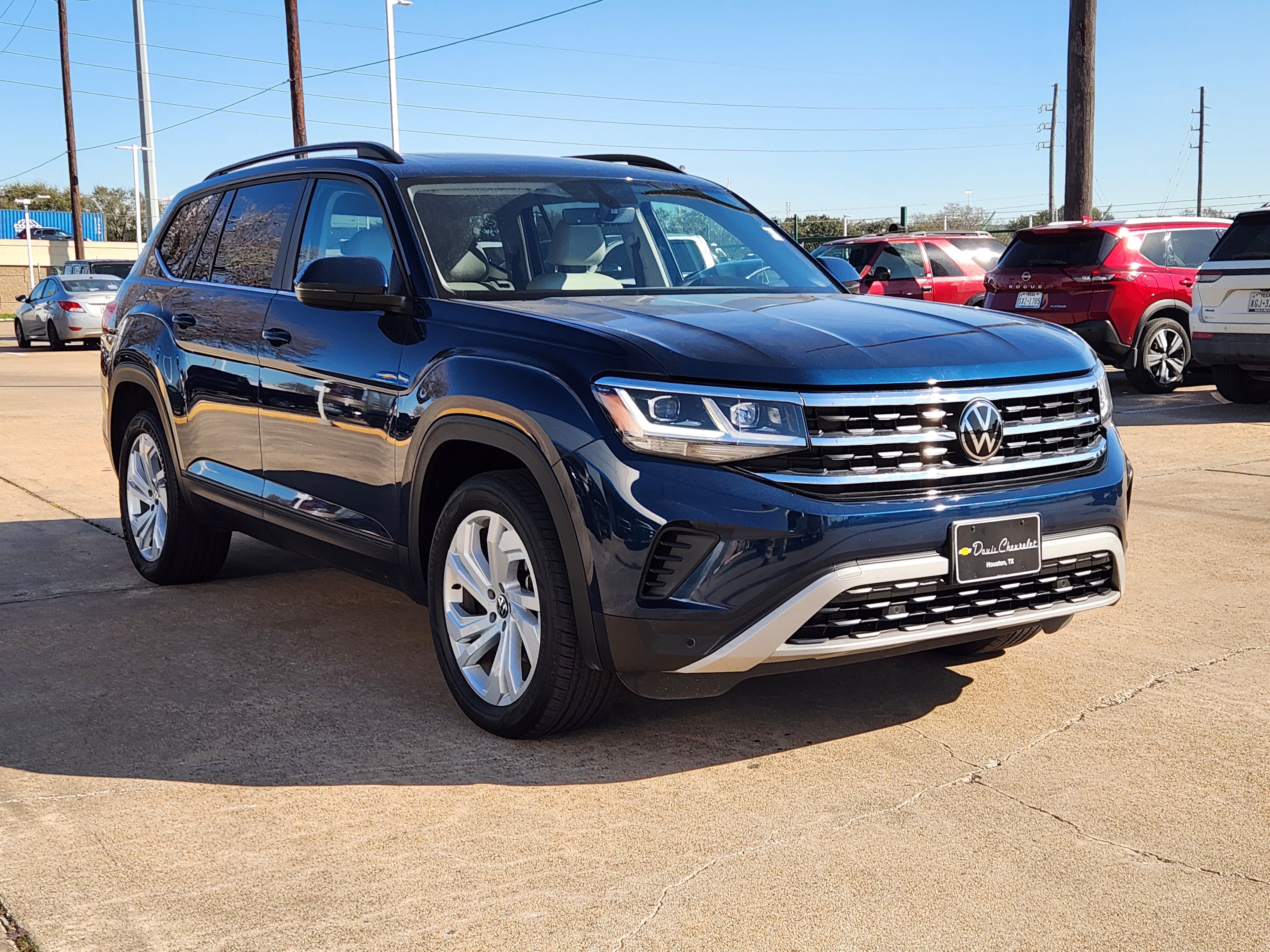2023 Volkswagen Atlas 2.0T SE w/Technology
