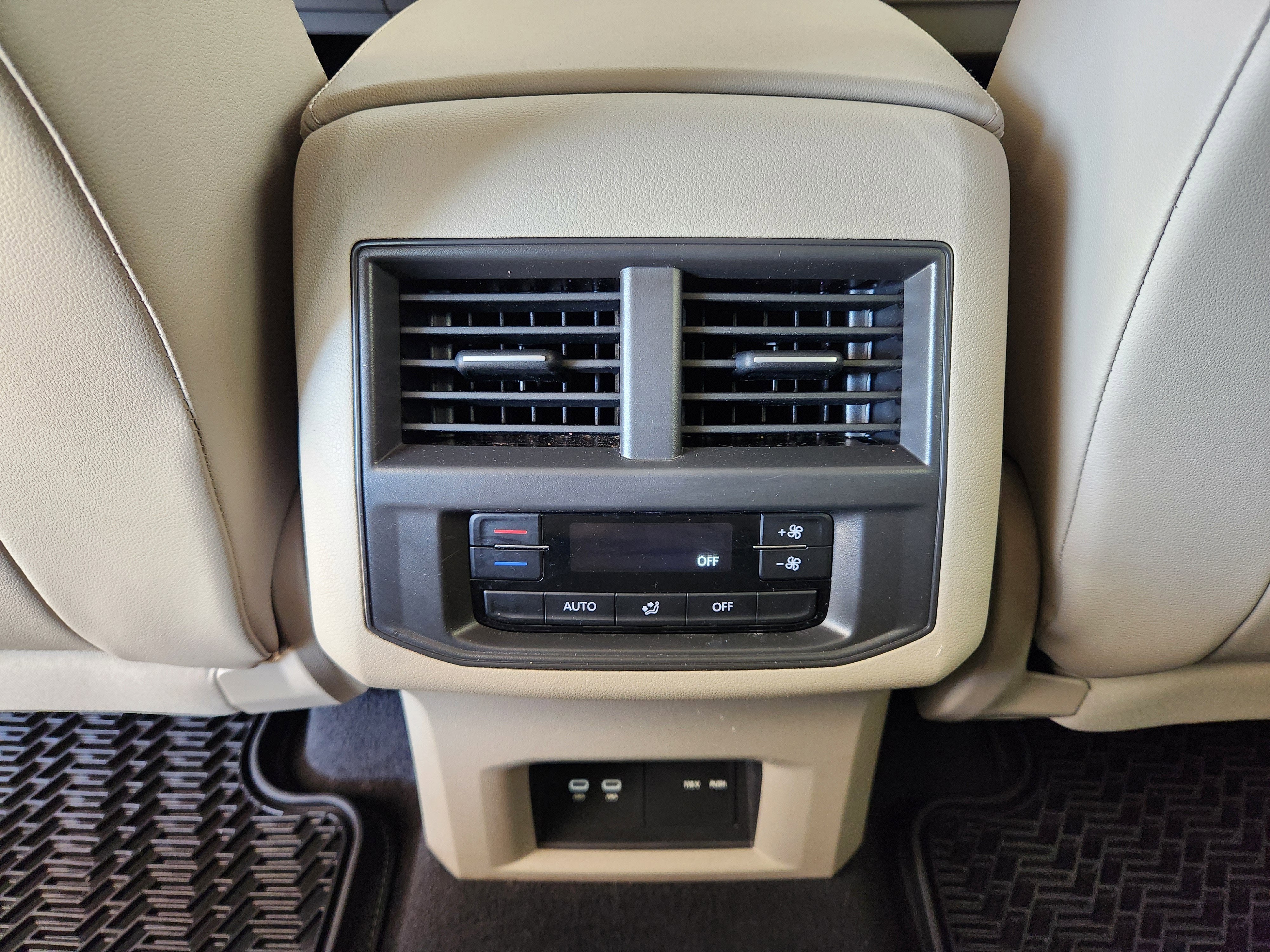 2023 Volkswagen Atlas 2.0T SE w/Technology