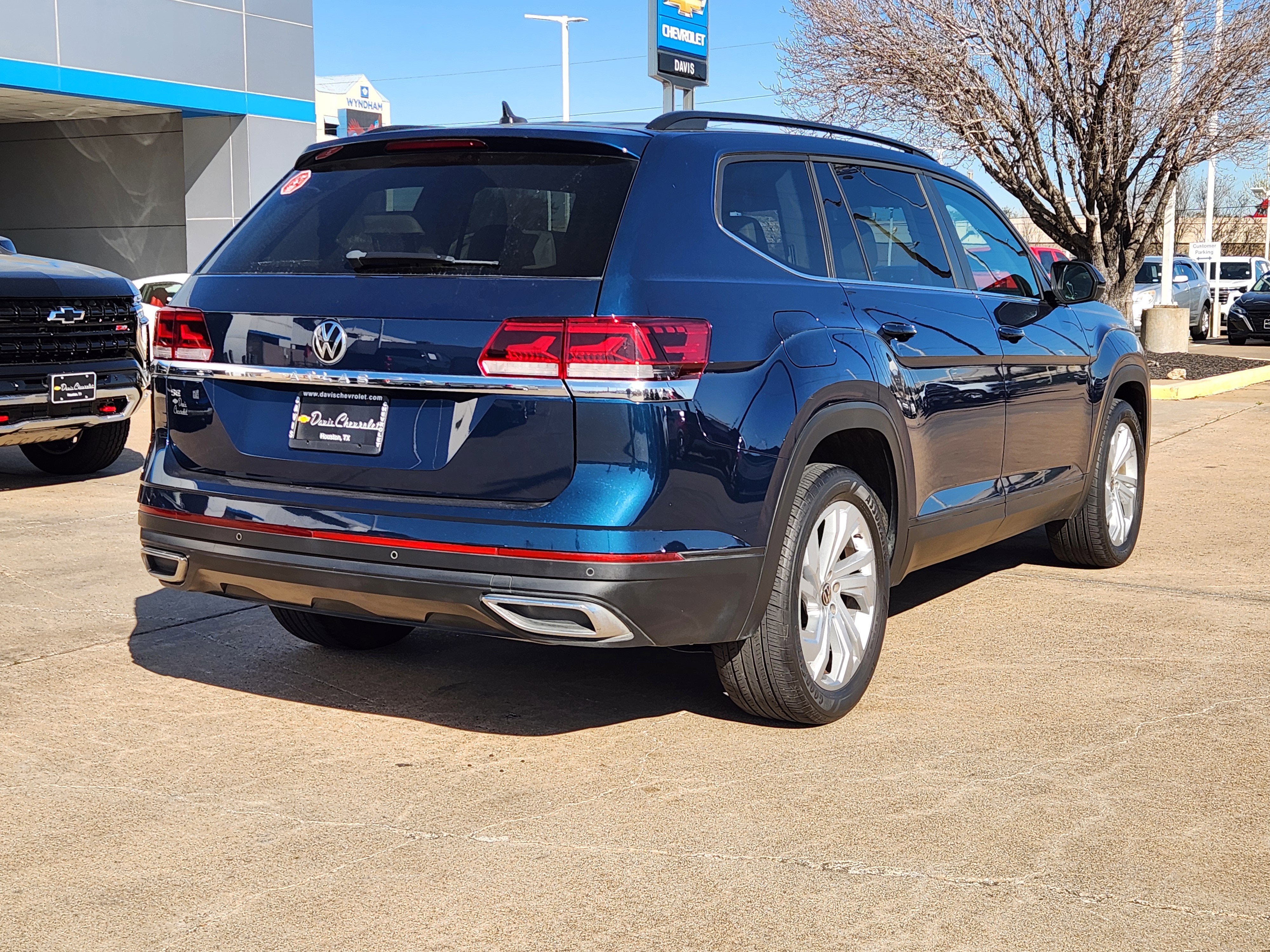 2023 Volkswagen Atlas 2.0T SE w/Technology
