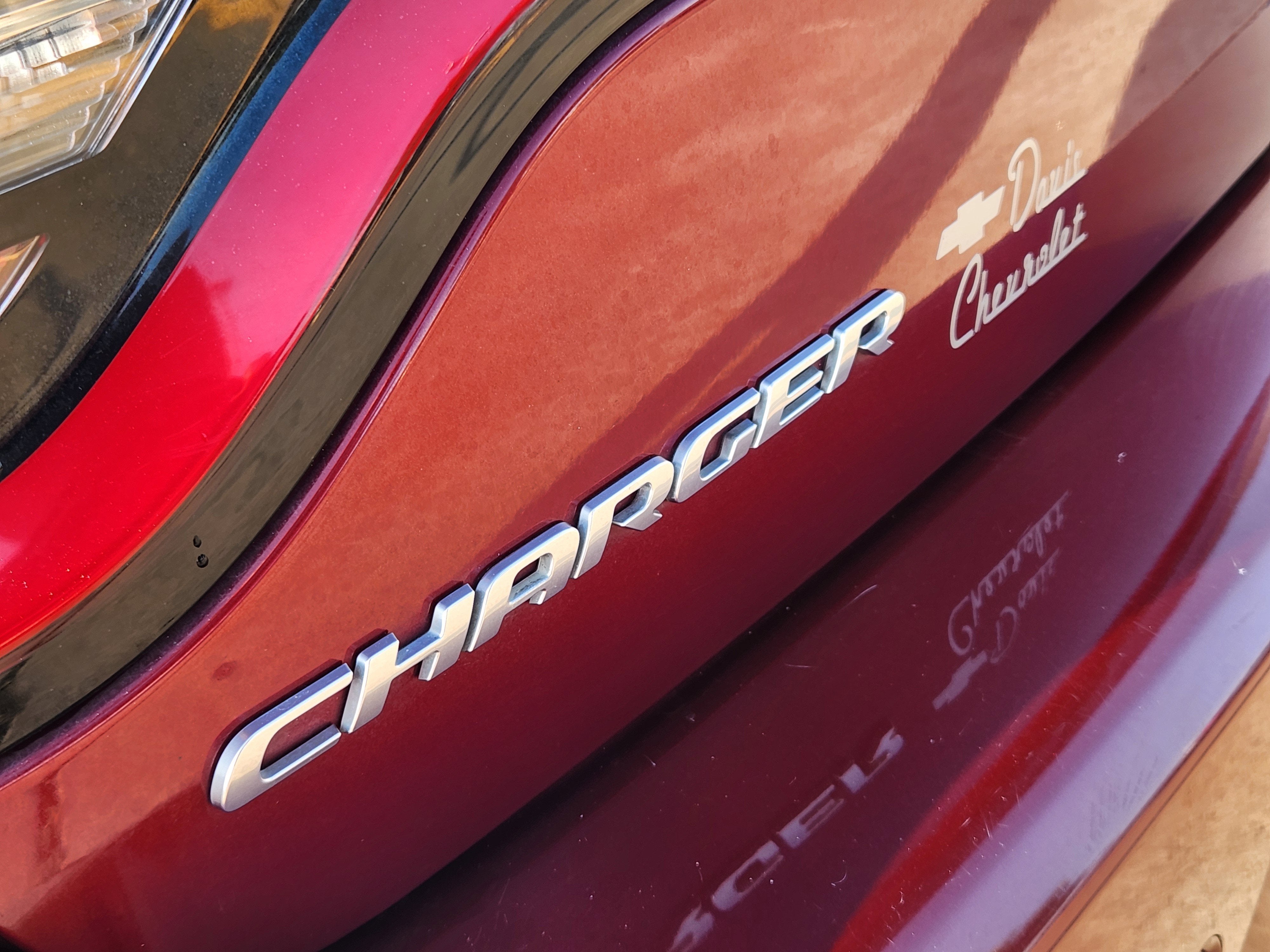 2020 Dodge Charger SXT RWD