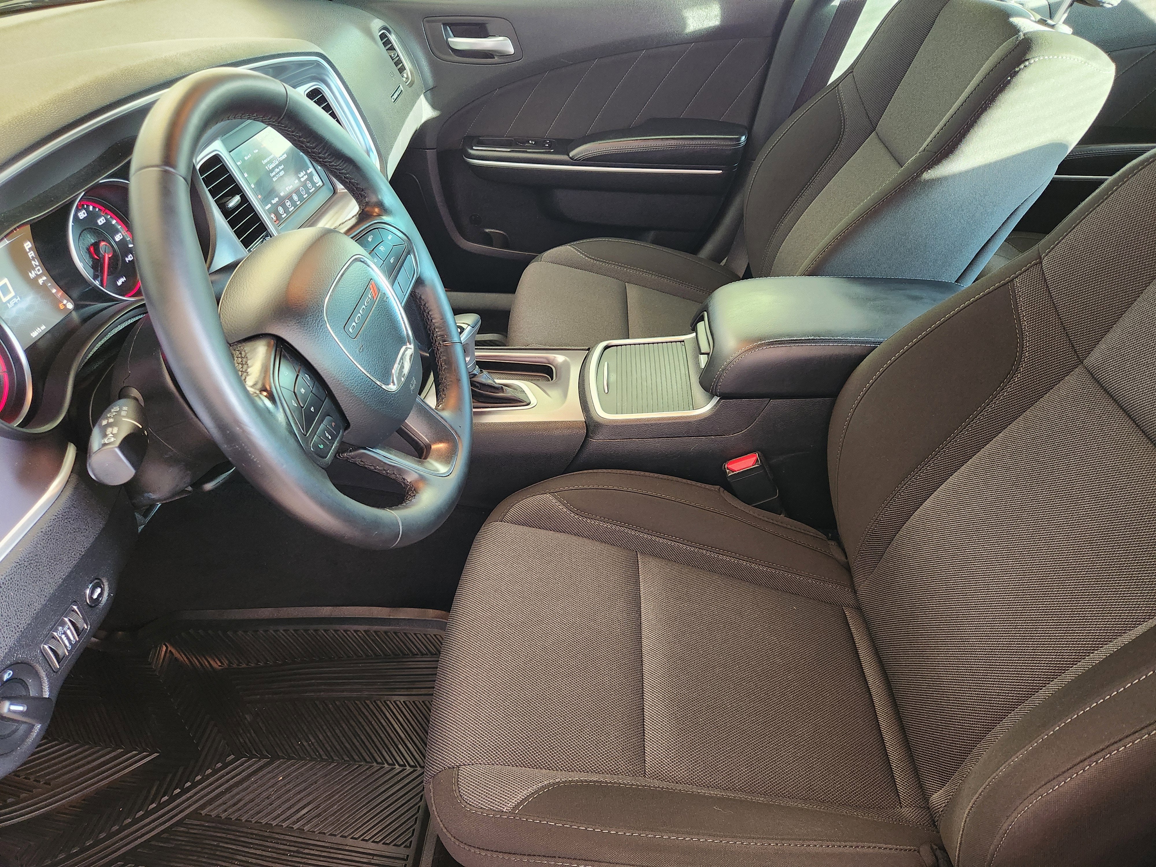 2020 Dodge Charger SXT RWD