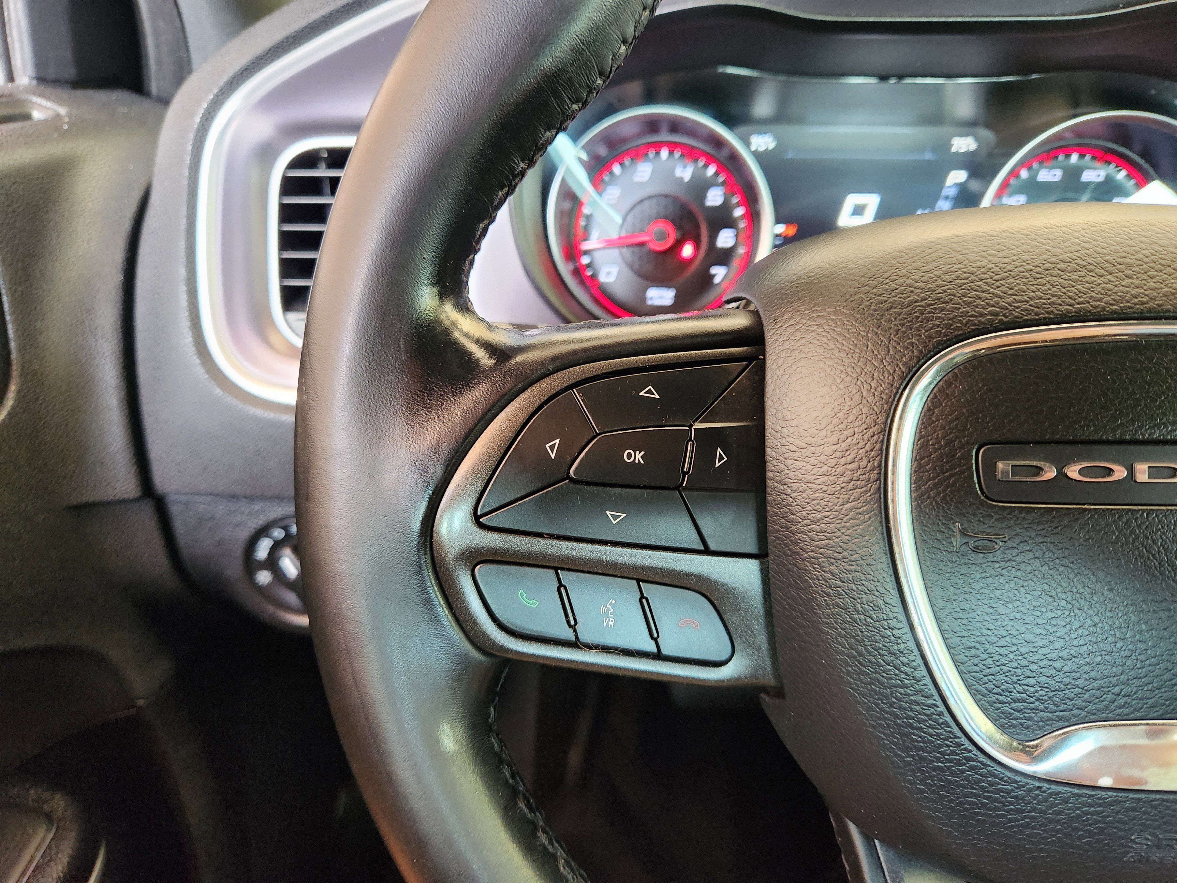 2020 Dodge Charger SXT RWD