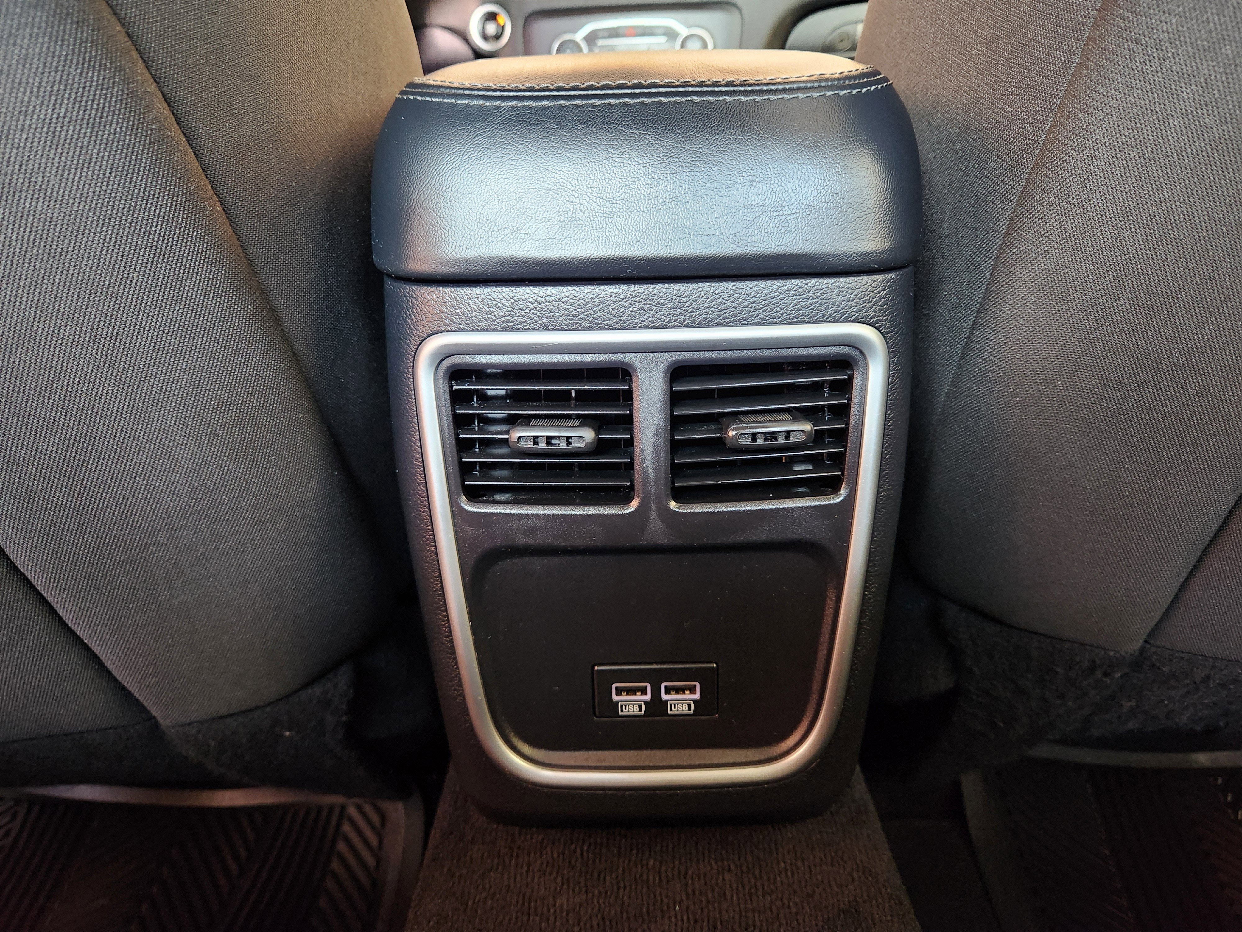 2020 Dodge Charger SXT RWD