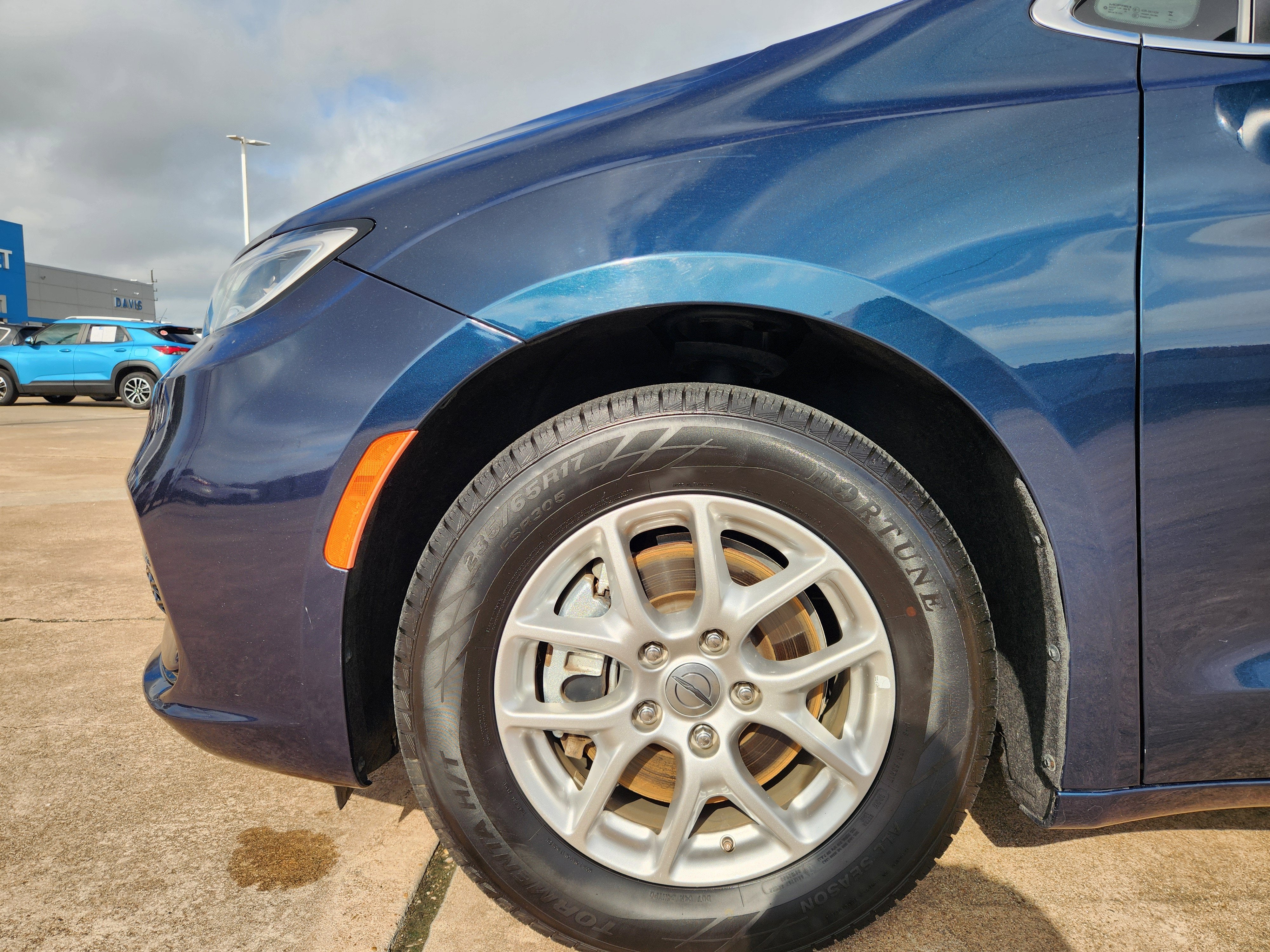 2023 Chrysler Pacifica Touring L