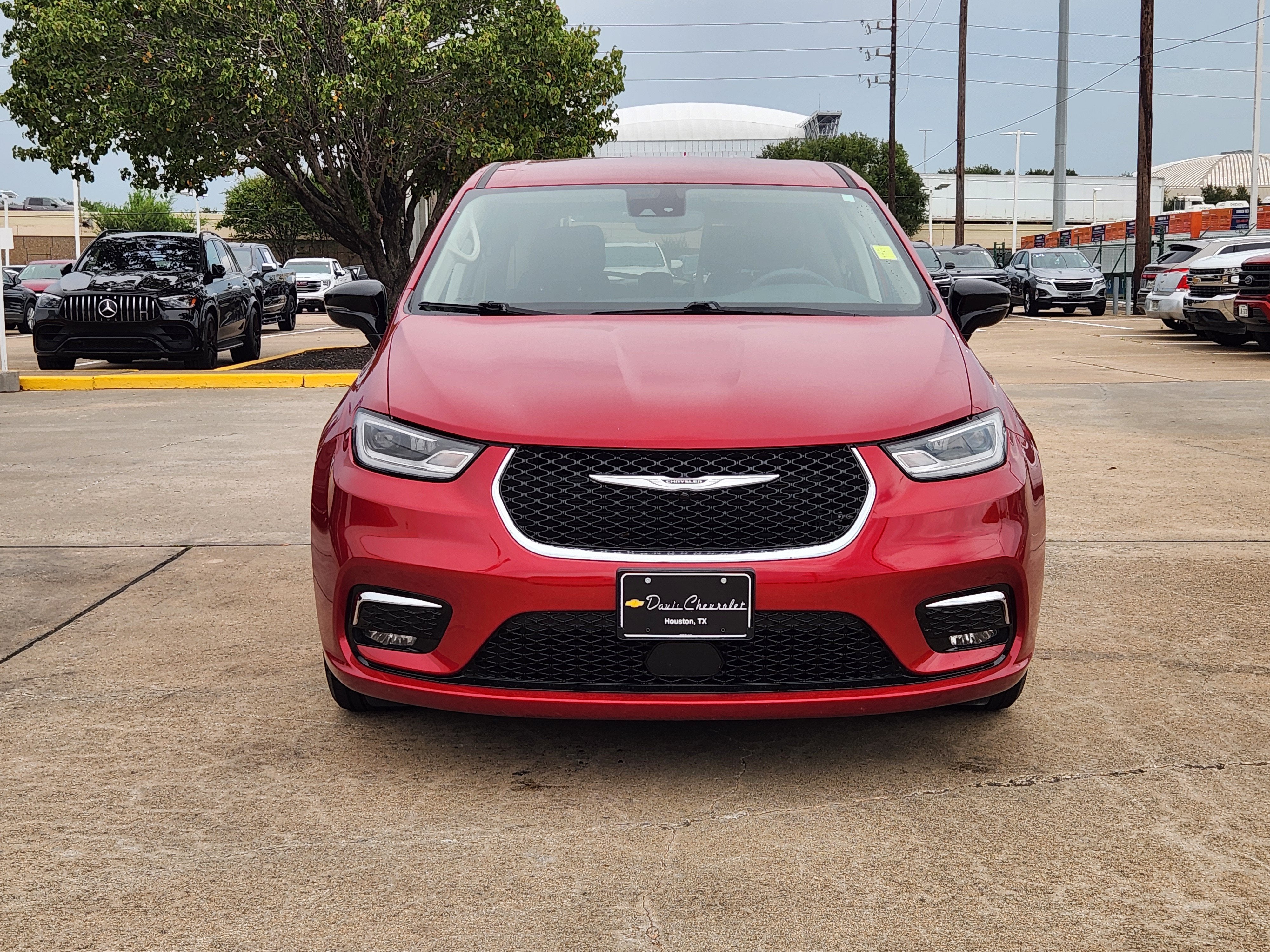 2024 Chrysler Pacifica Touring L