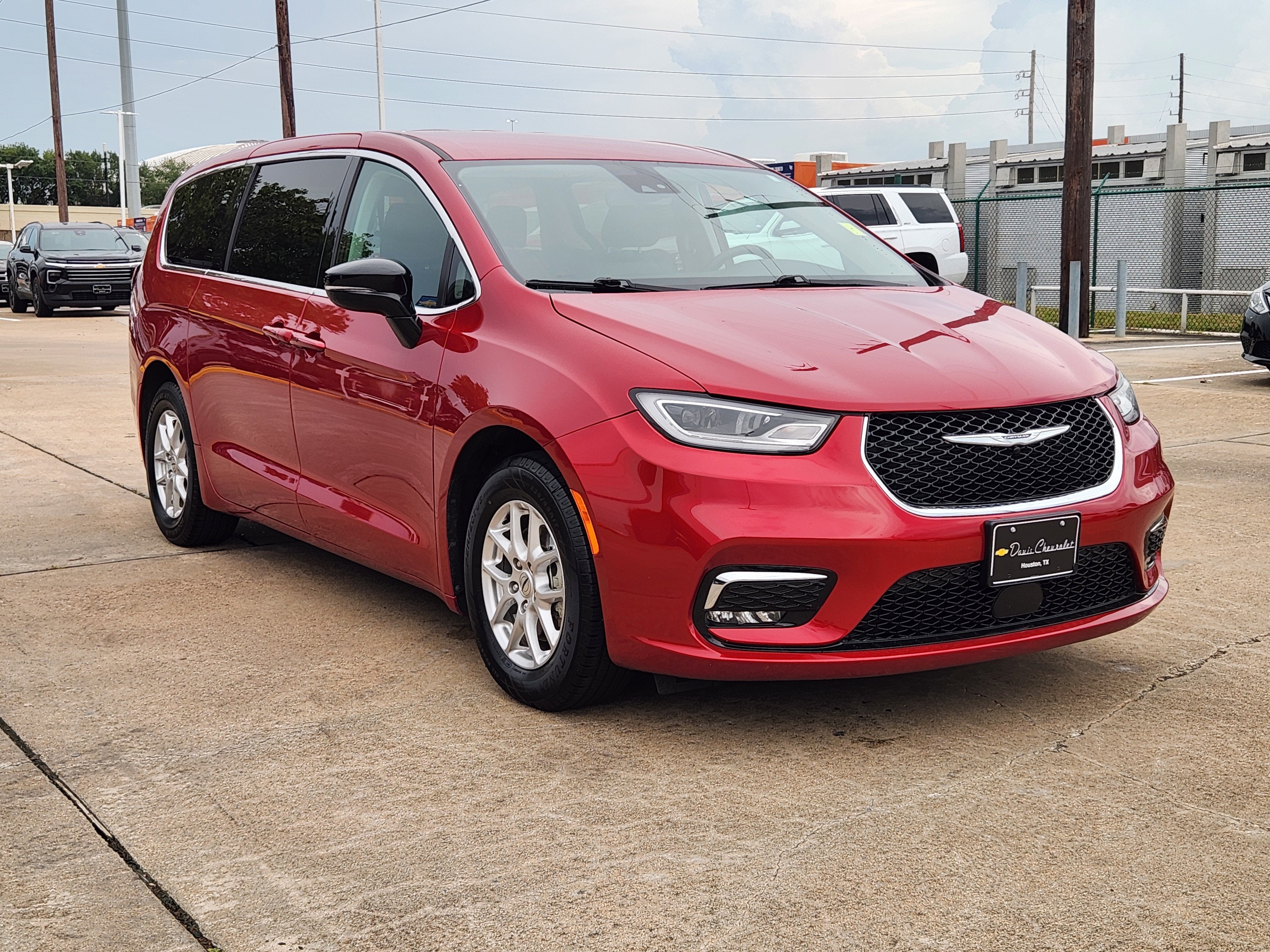 2024 Chrysler Pacifica Touring L