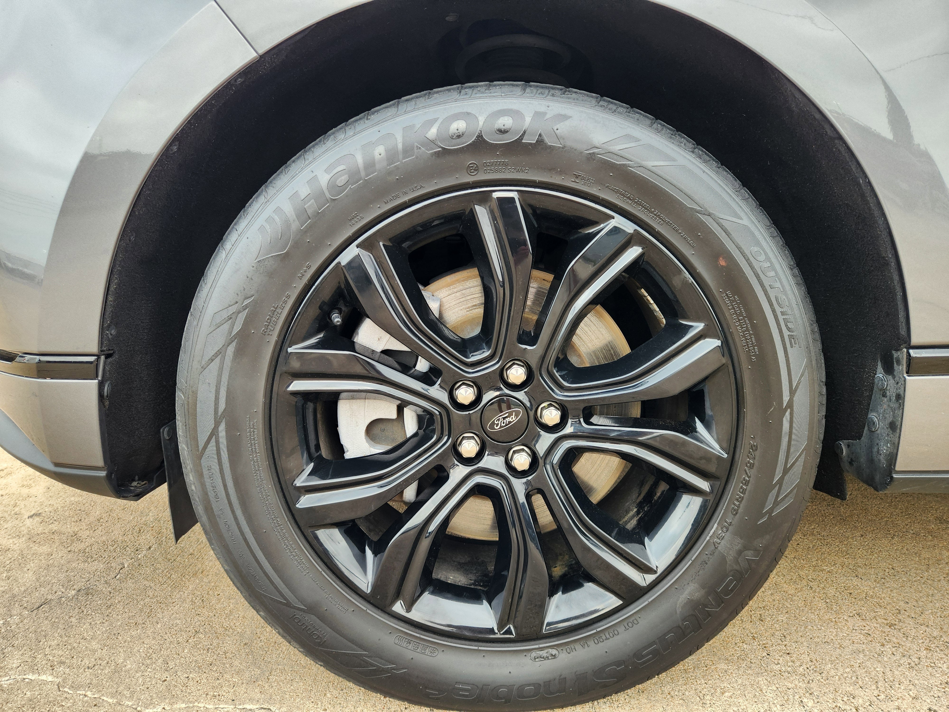 2023 Ford Edge SE