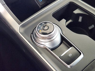 2023 Ford Edge SE