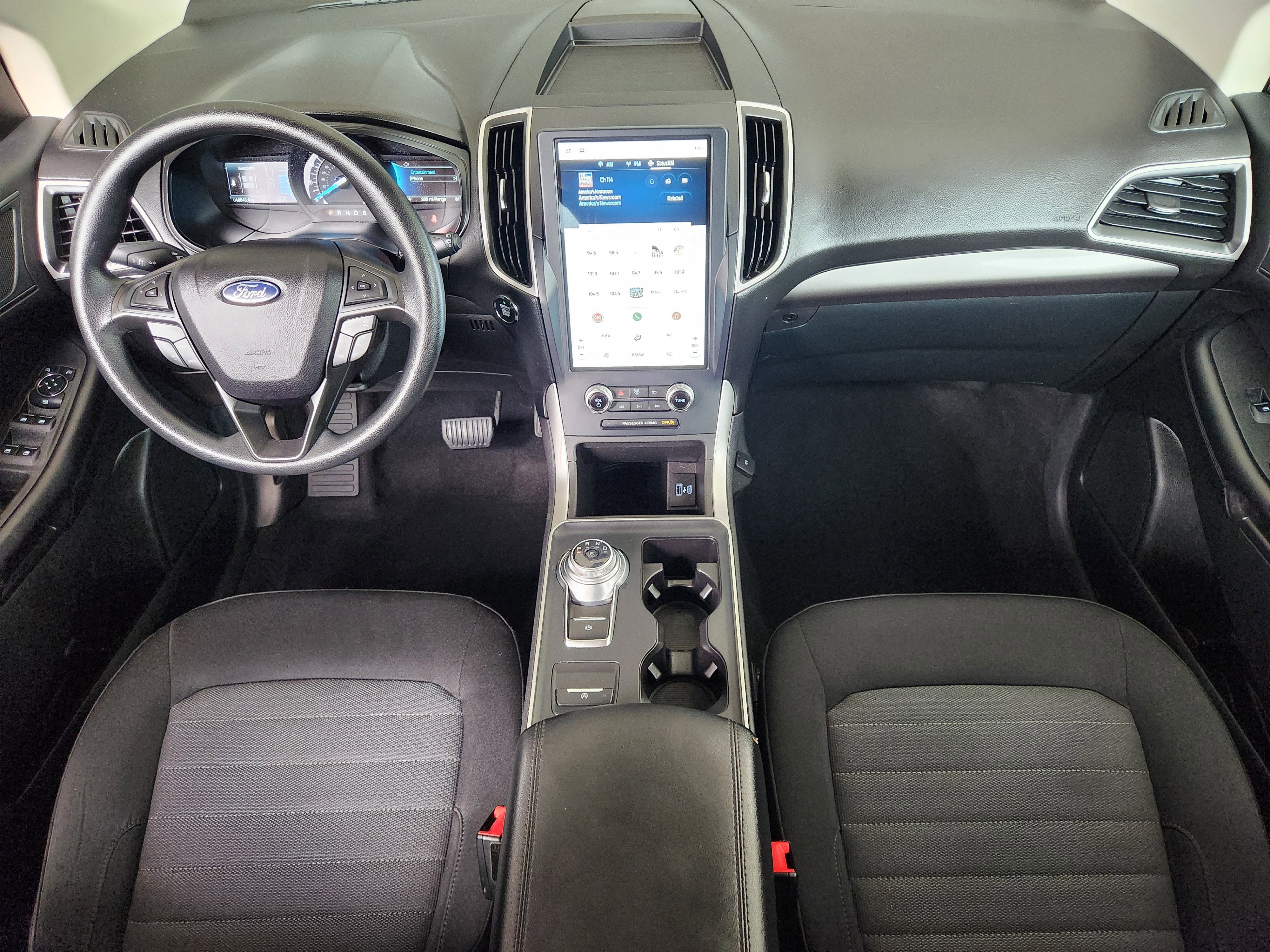 2023 Ford Edge SE