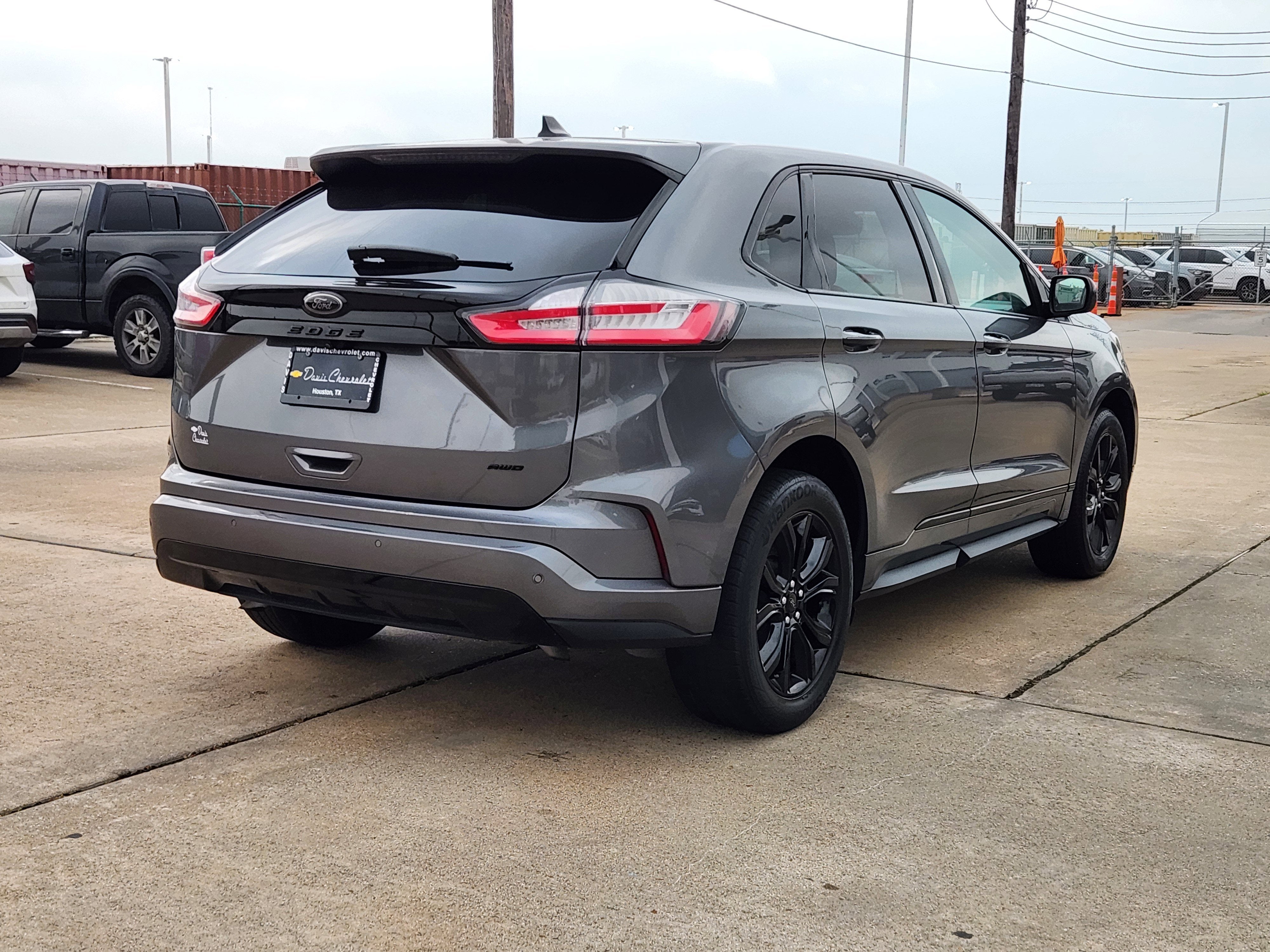 2023 Ford Edge SE