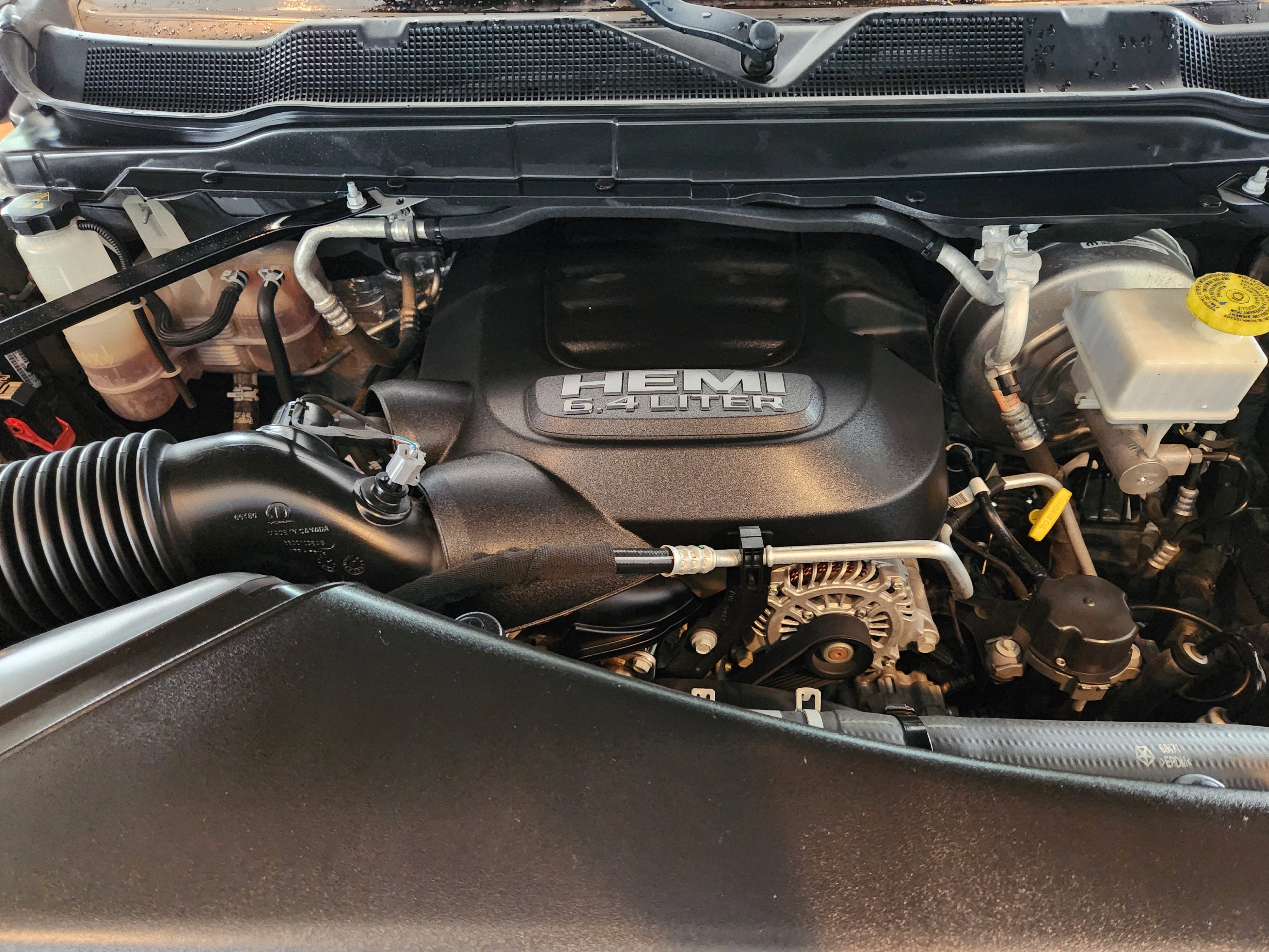 2022 RAM 2500 Laramie Crew Cab 4x4 6'4" Box