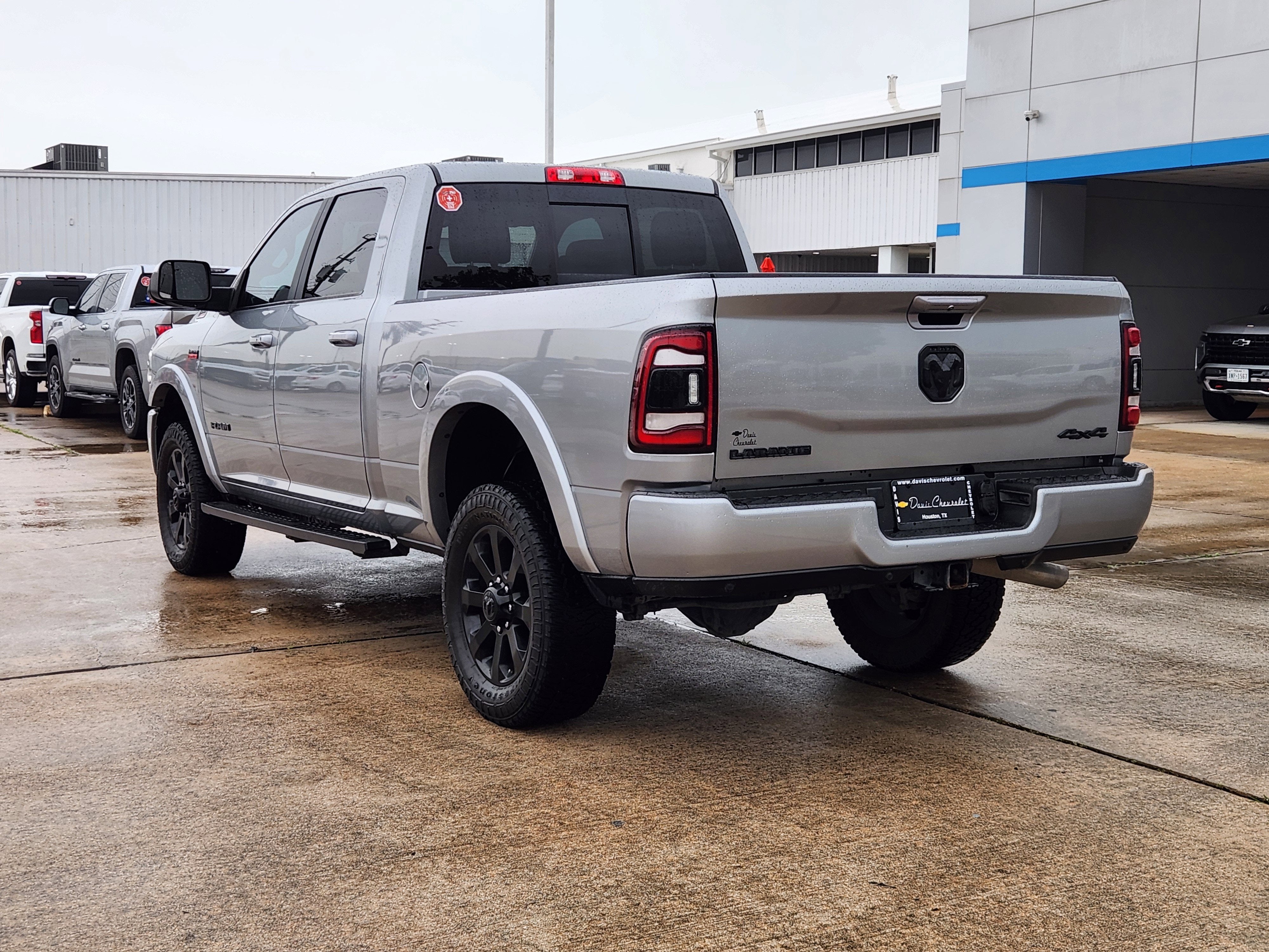 2022 RAM 2500 Laramie Crew Cab 4x4 6'4" Box