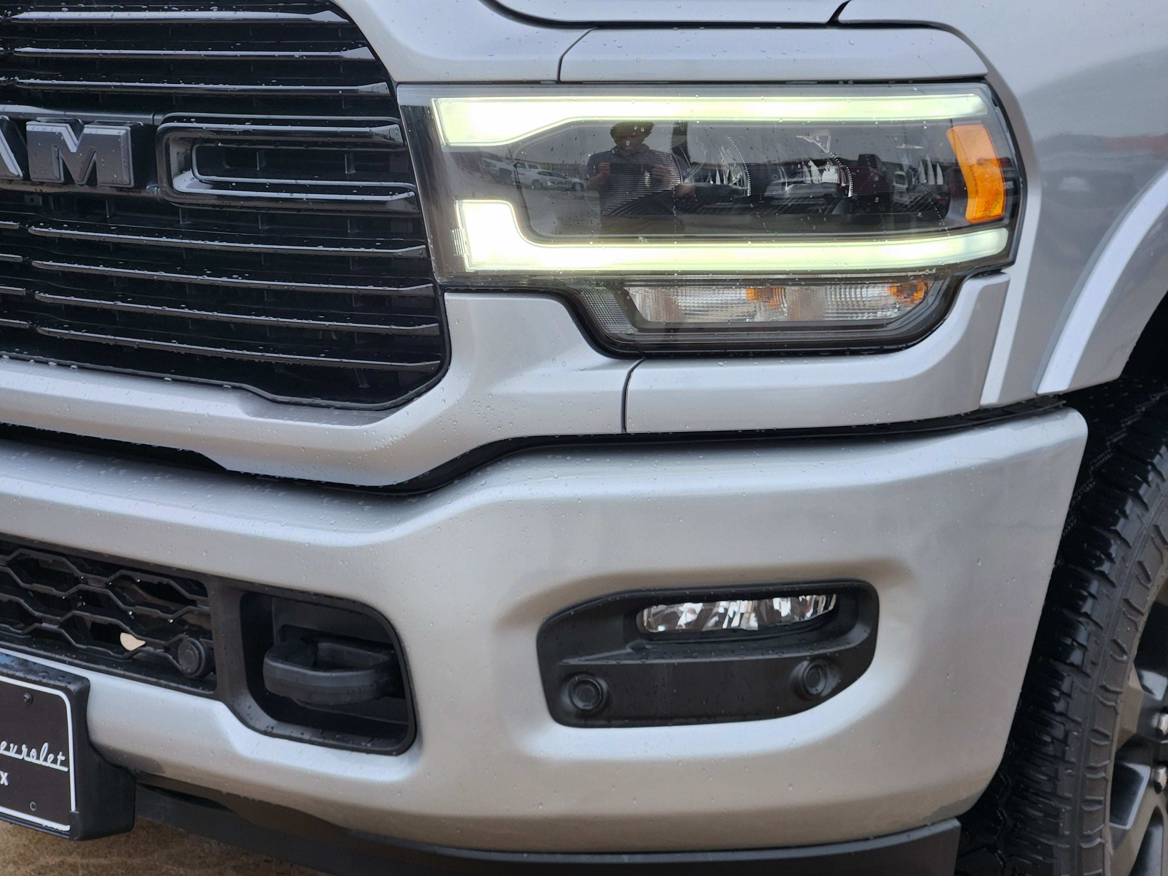2022 RAM 2500 Laramie Crew Cab 4x4 6'4" Box