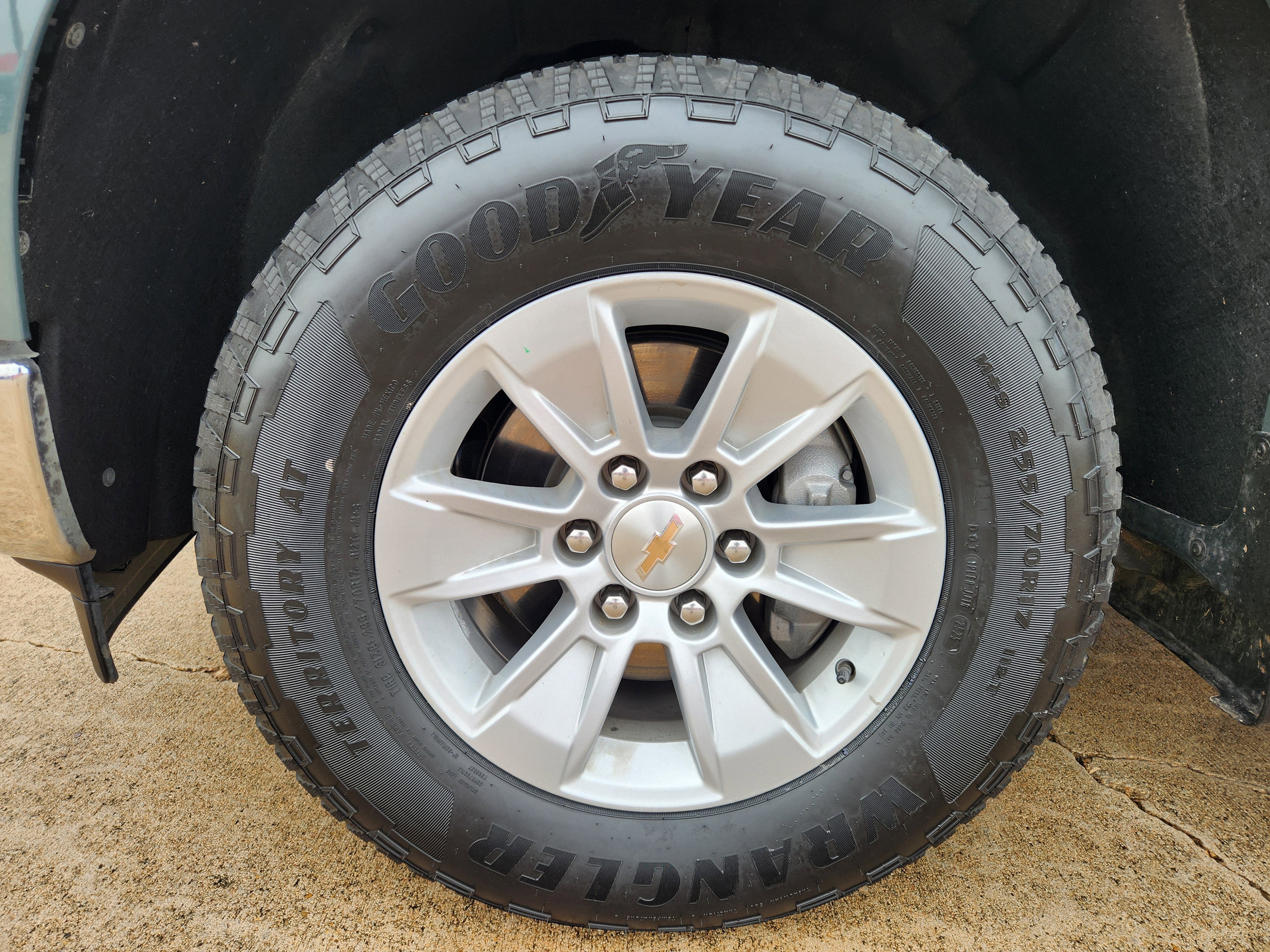 2025 Chevrolet Silverado 1500 LT