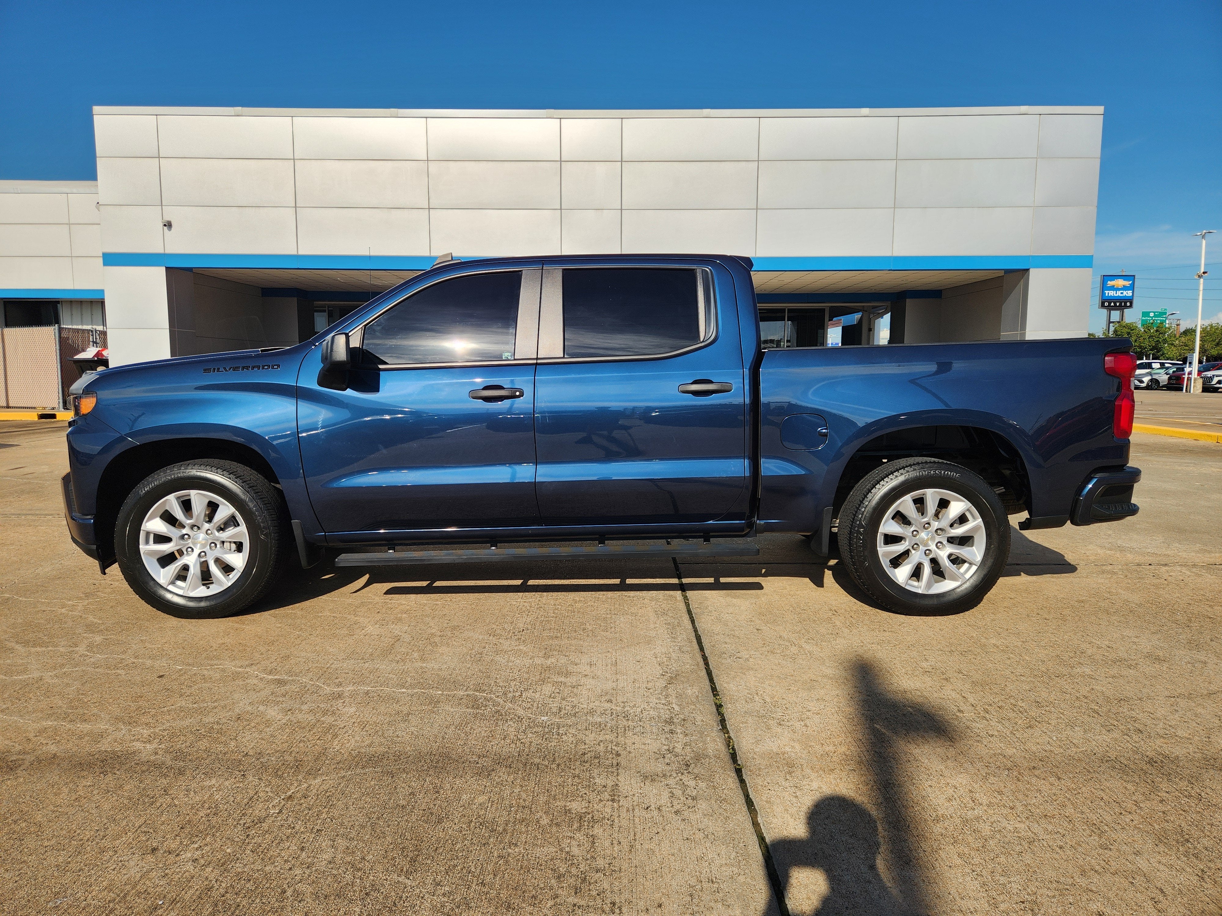 2022 Chevrolet Silverado 1500 LTD Custom