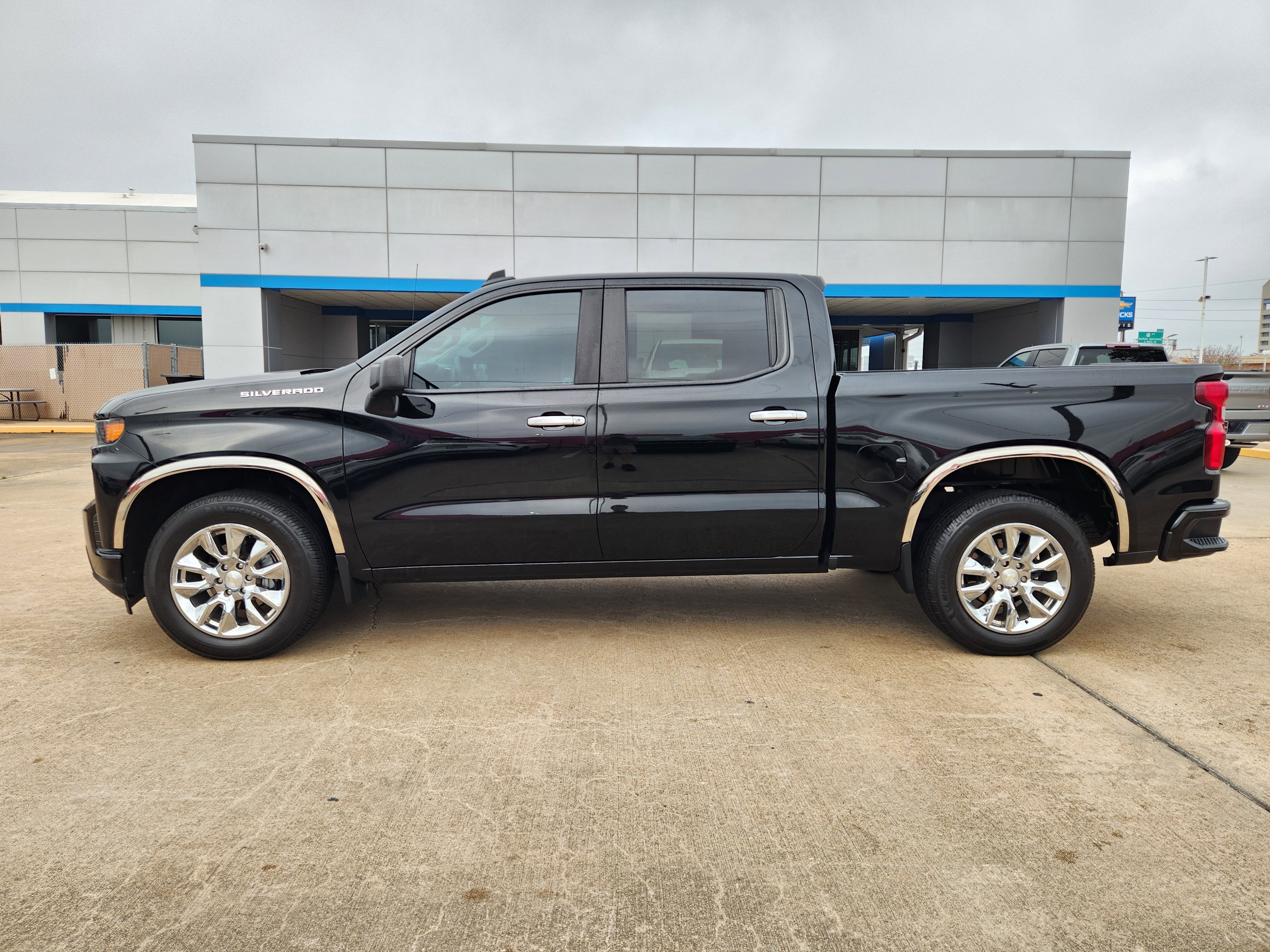 2022 Chevrolet Silverado 1500 LTD Custom