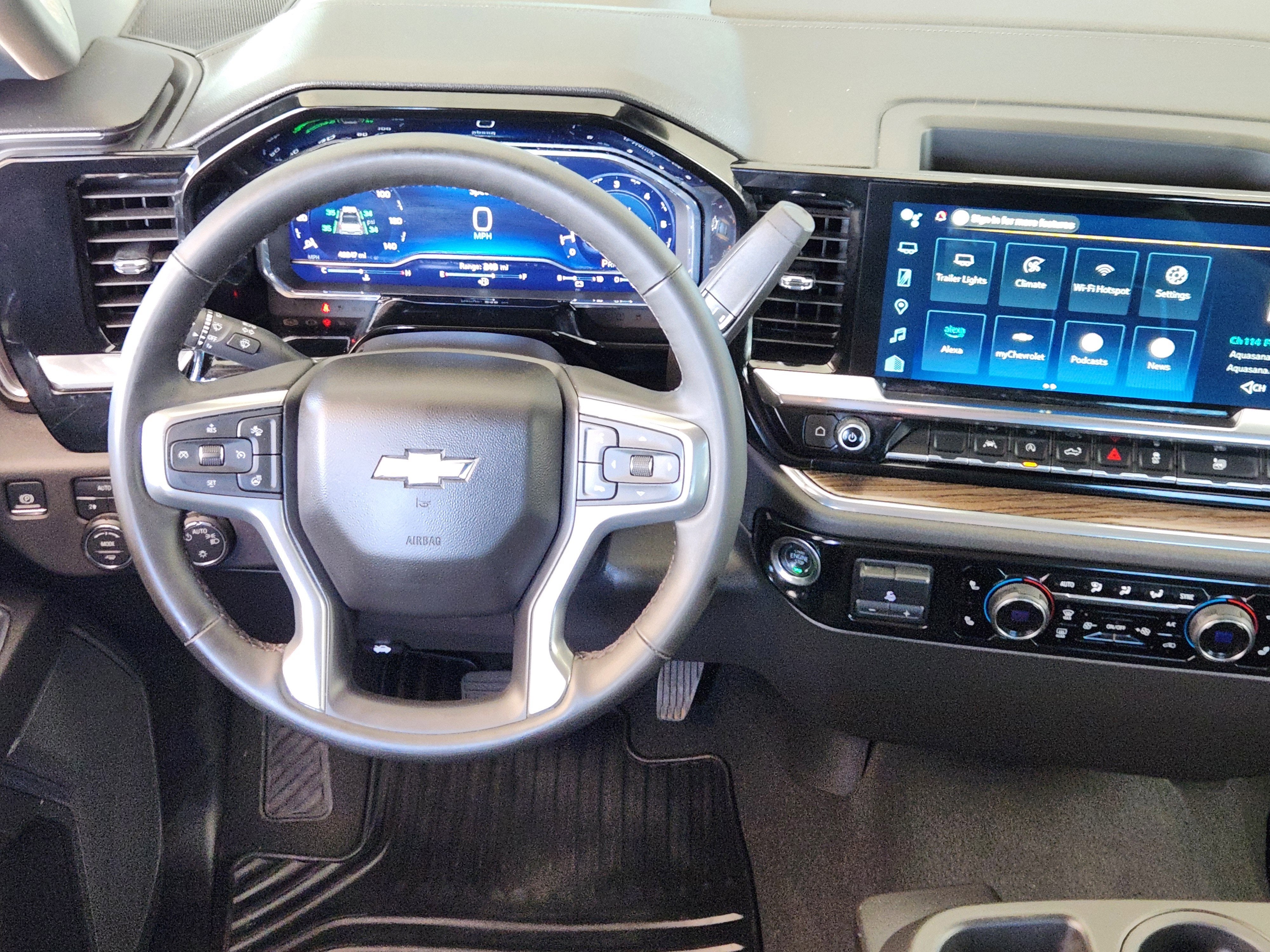 2025 Chevrolet Silverado 1500 LT