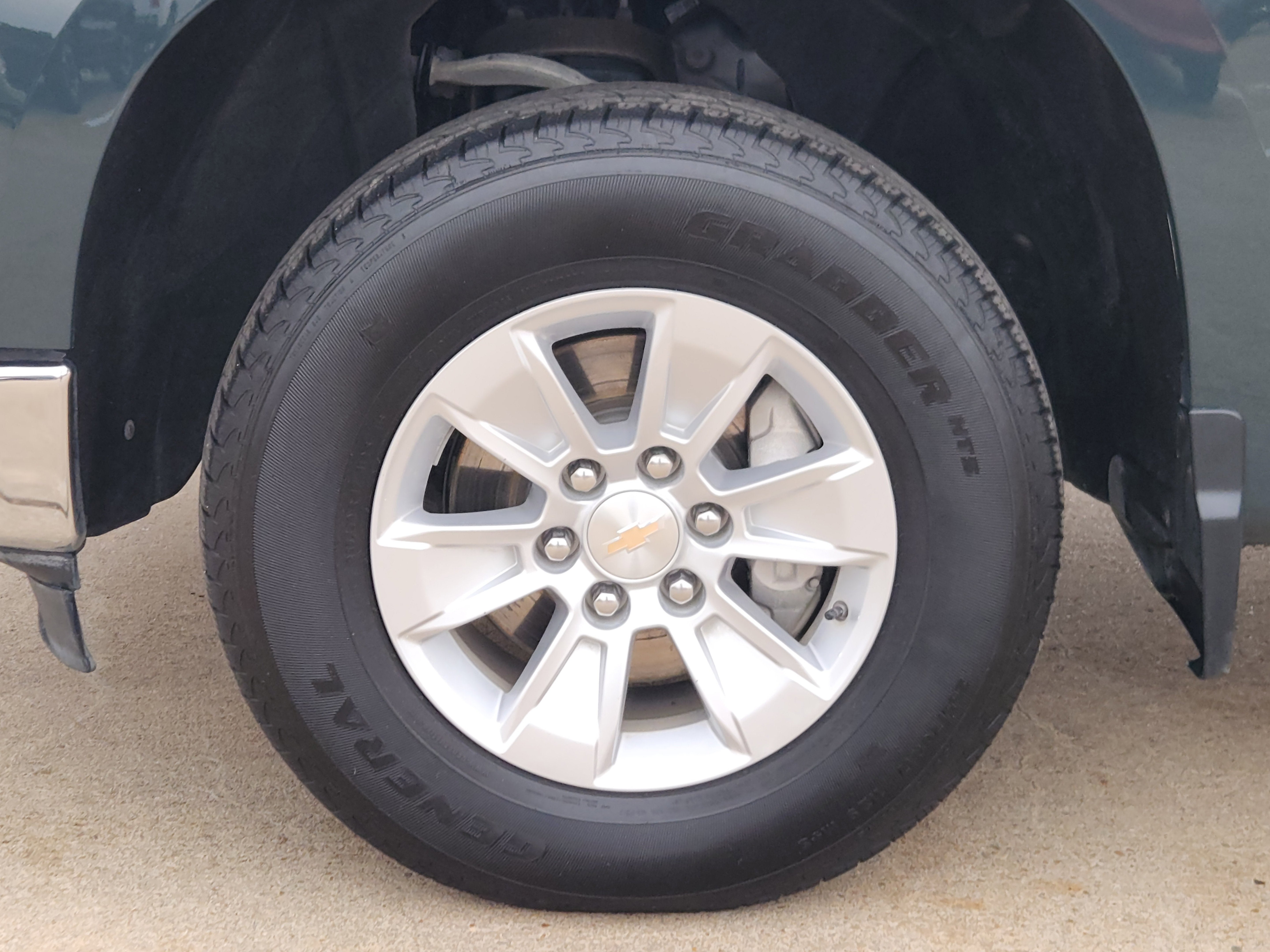 2025 Chevrolet Silverado 1500 LT