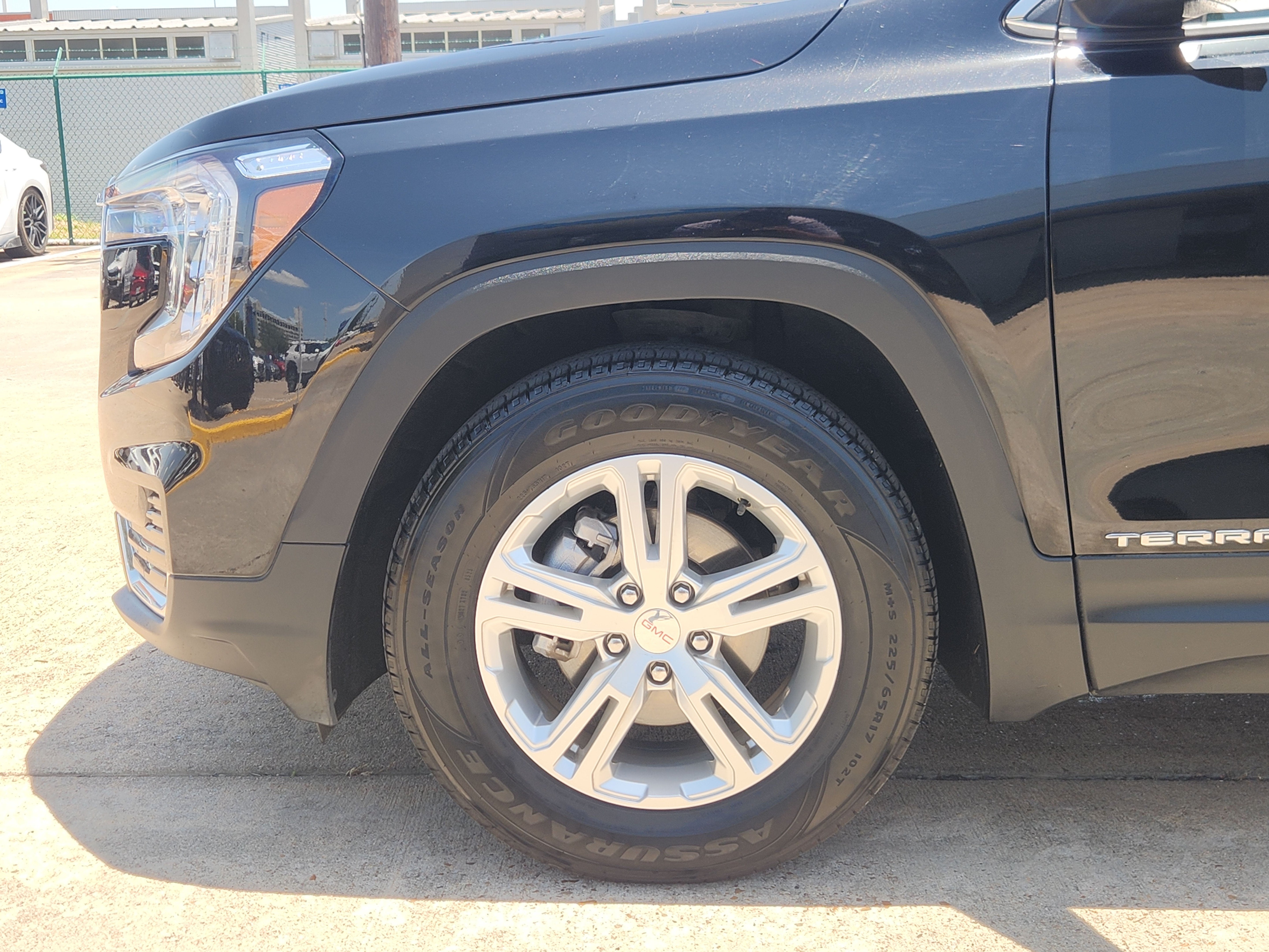 2024 GMC Terrain SLE