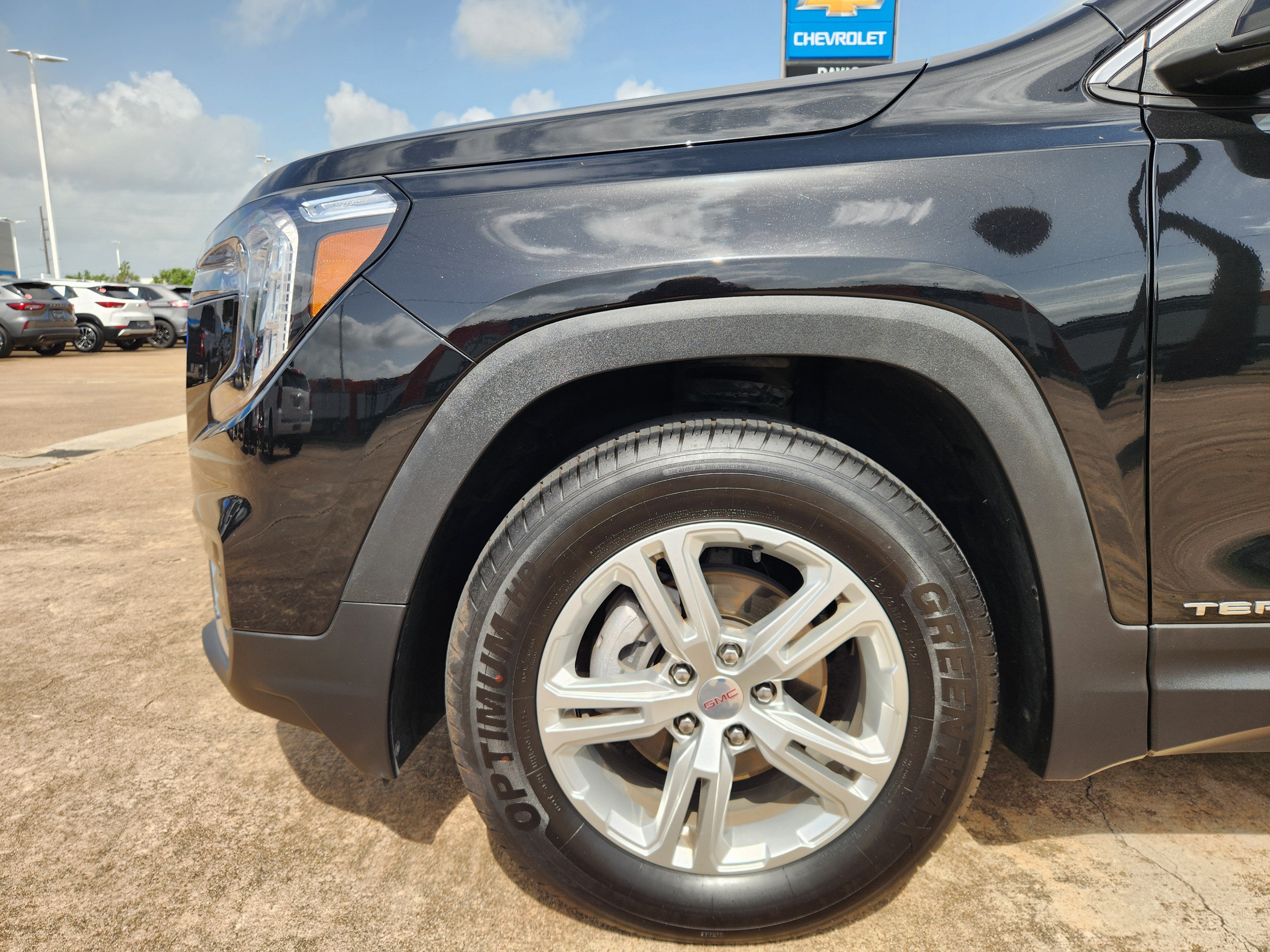 2024 GMC Terrain SLE
