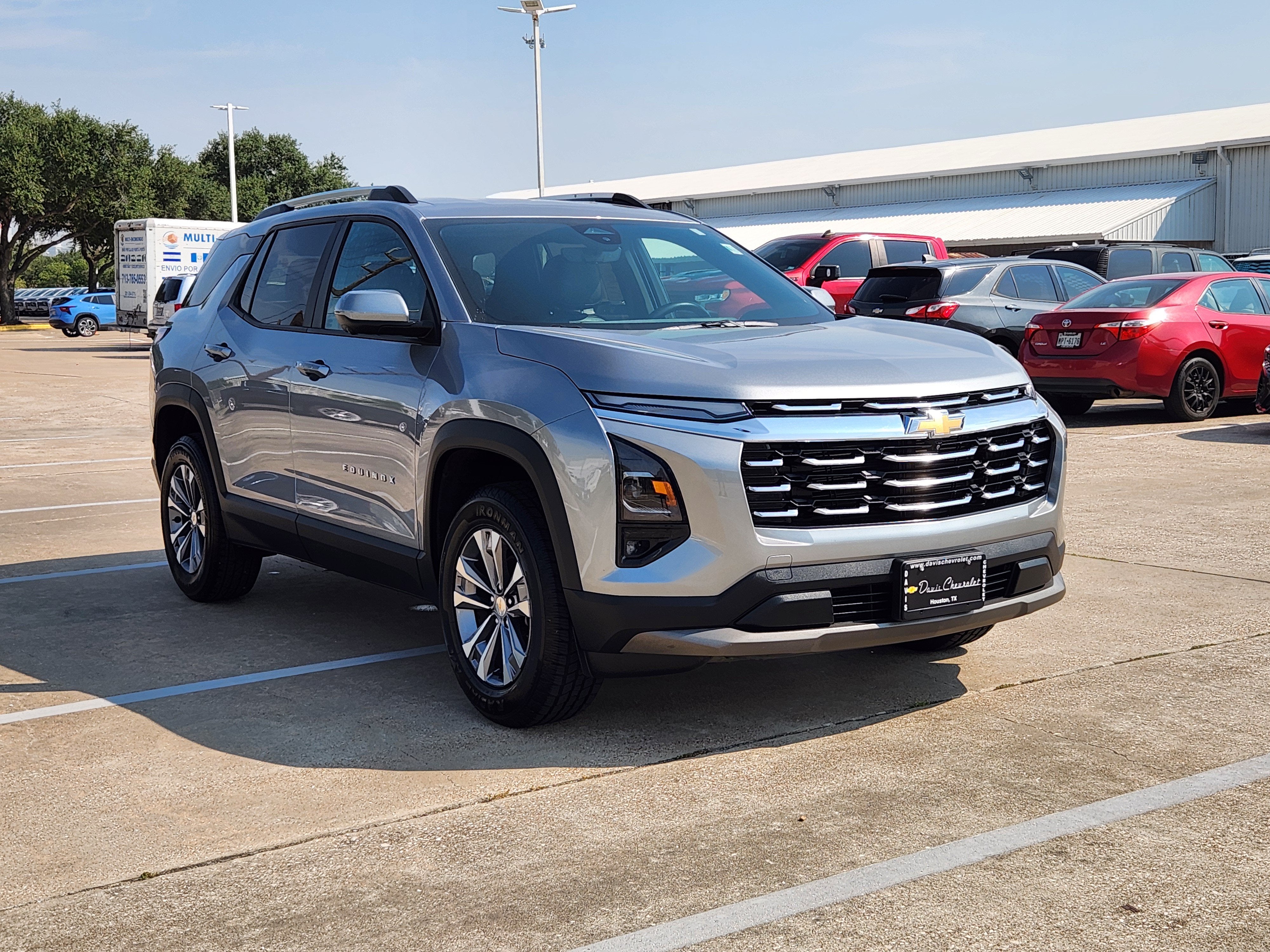 2025 Chevrolet Equinox LT