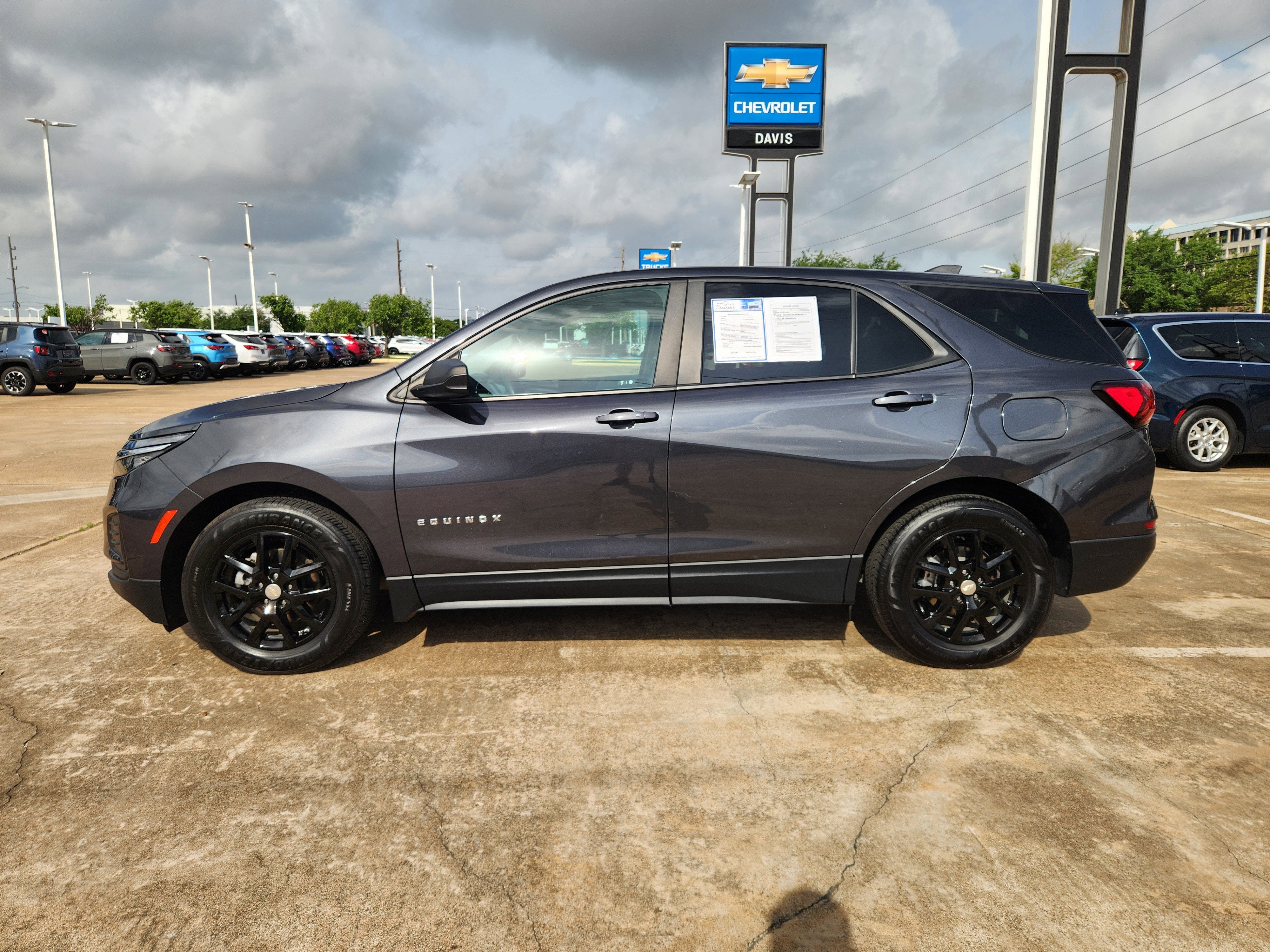 2022 Chevrolet Equinox LS