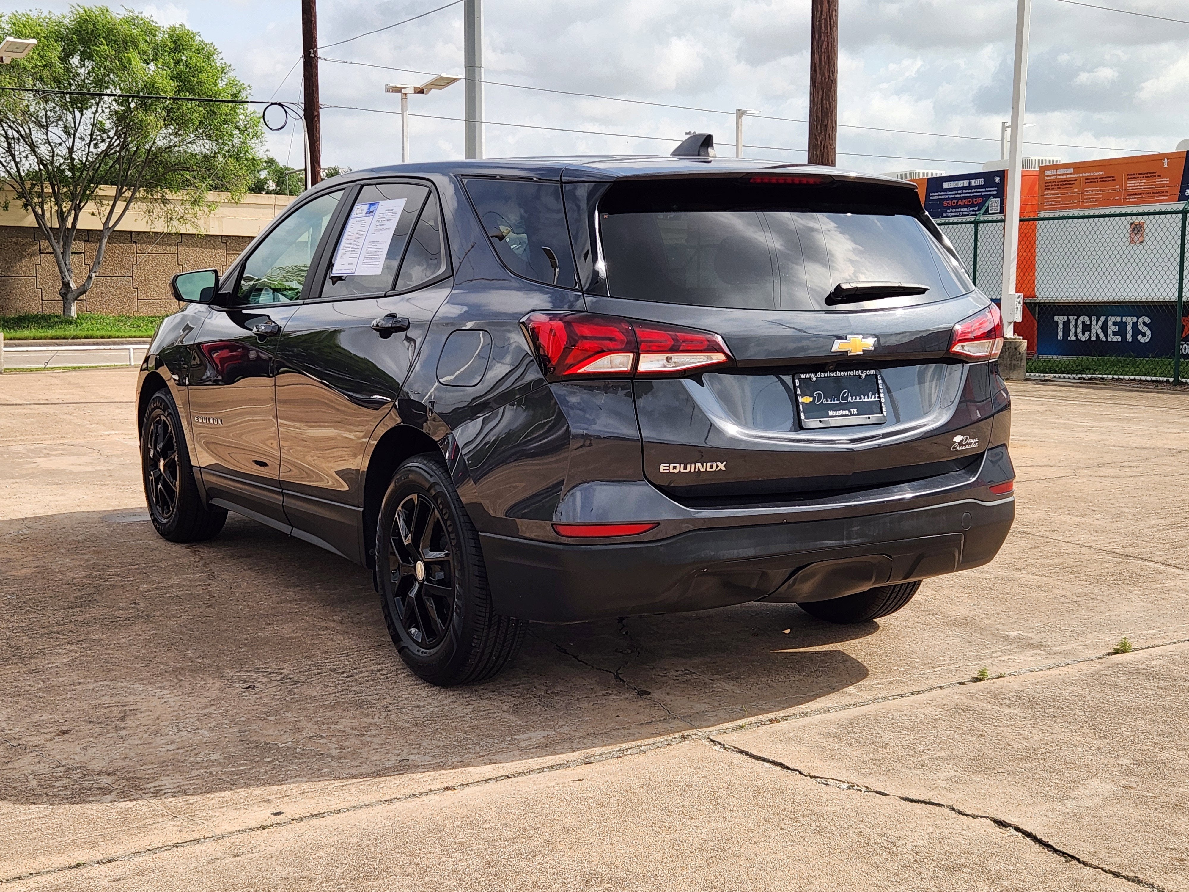 2022 Chevrolet Equinox LS