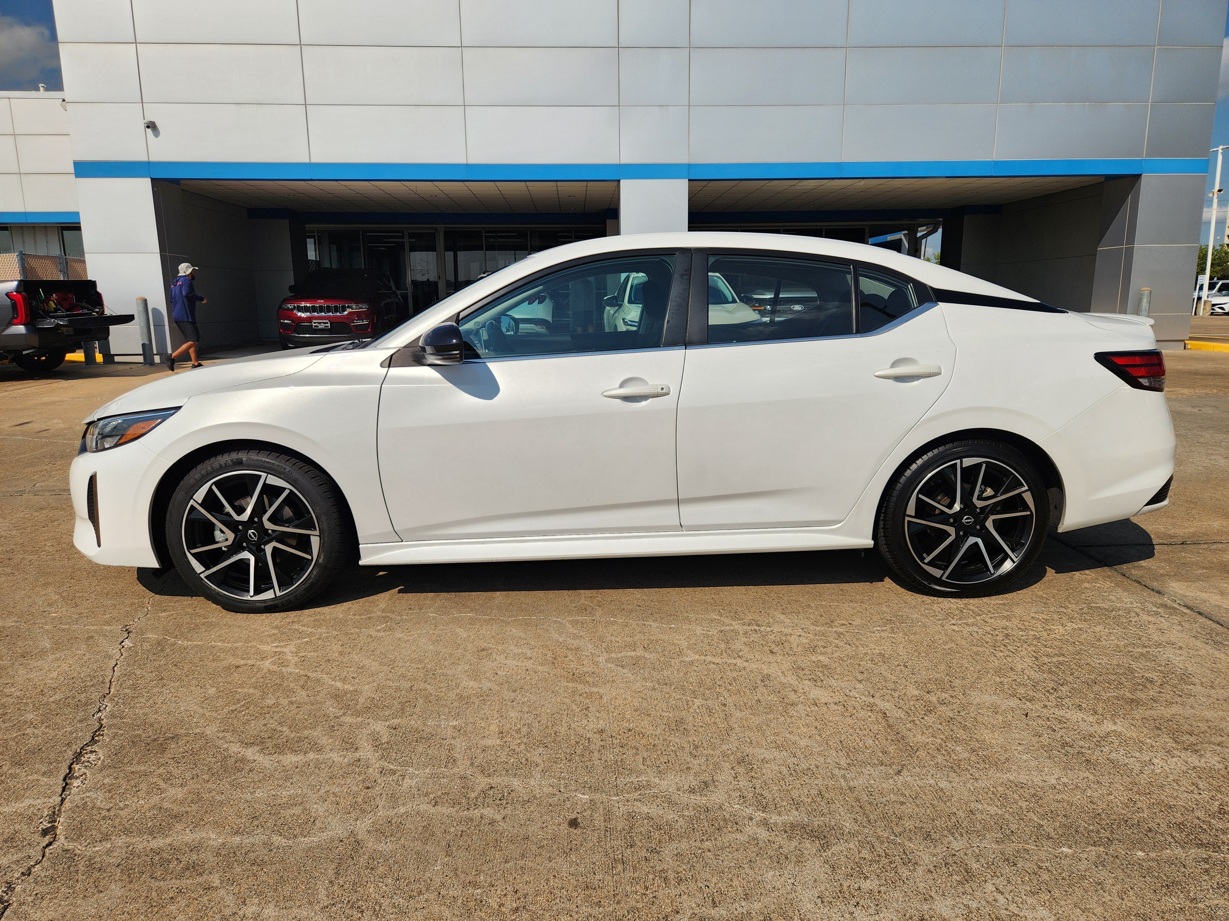 2025 Nissan Sentra SR