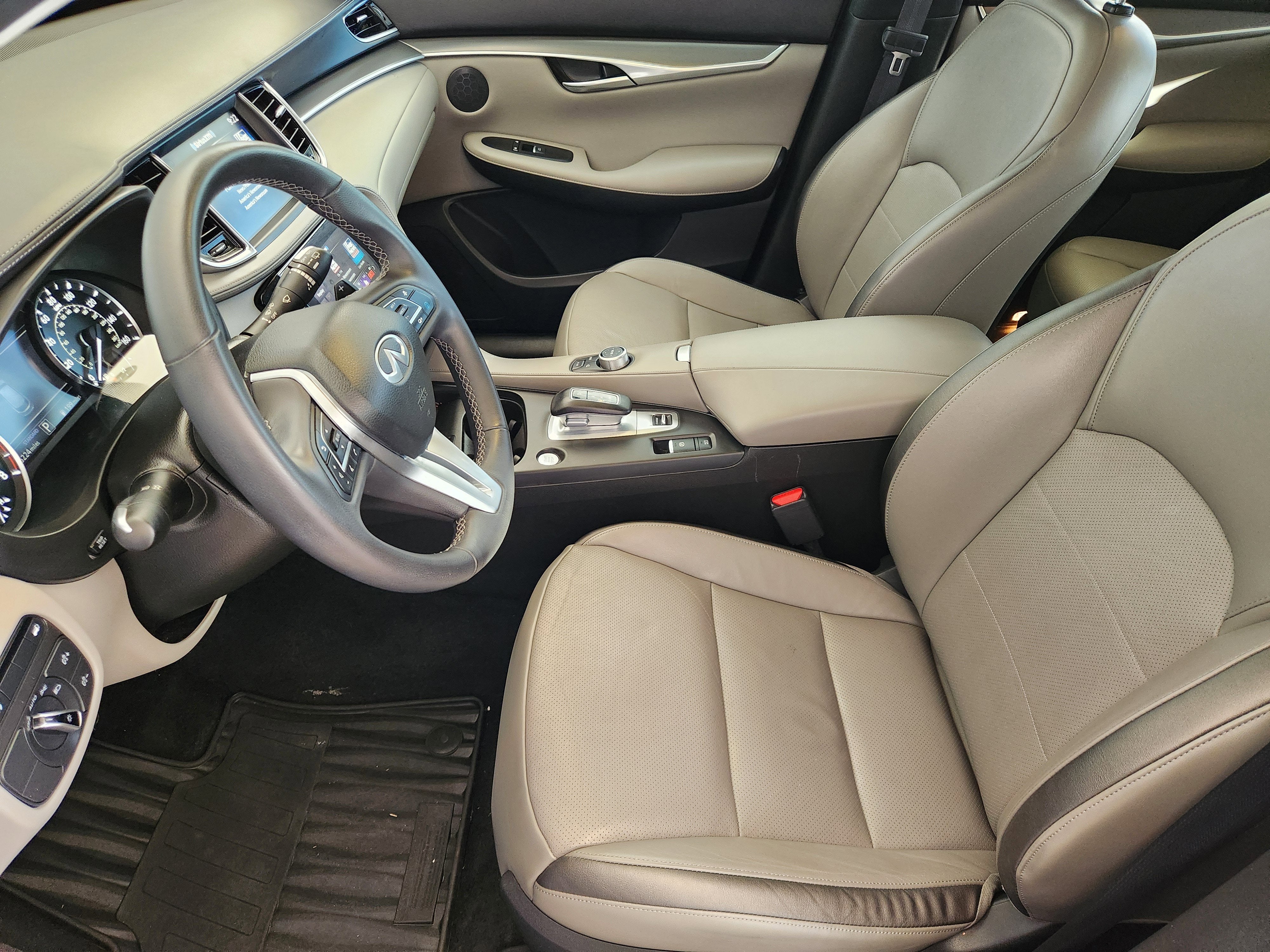 2023 INFINITI QX50 LUXE AWD