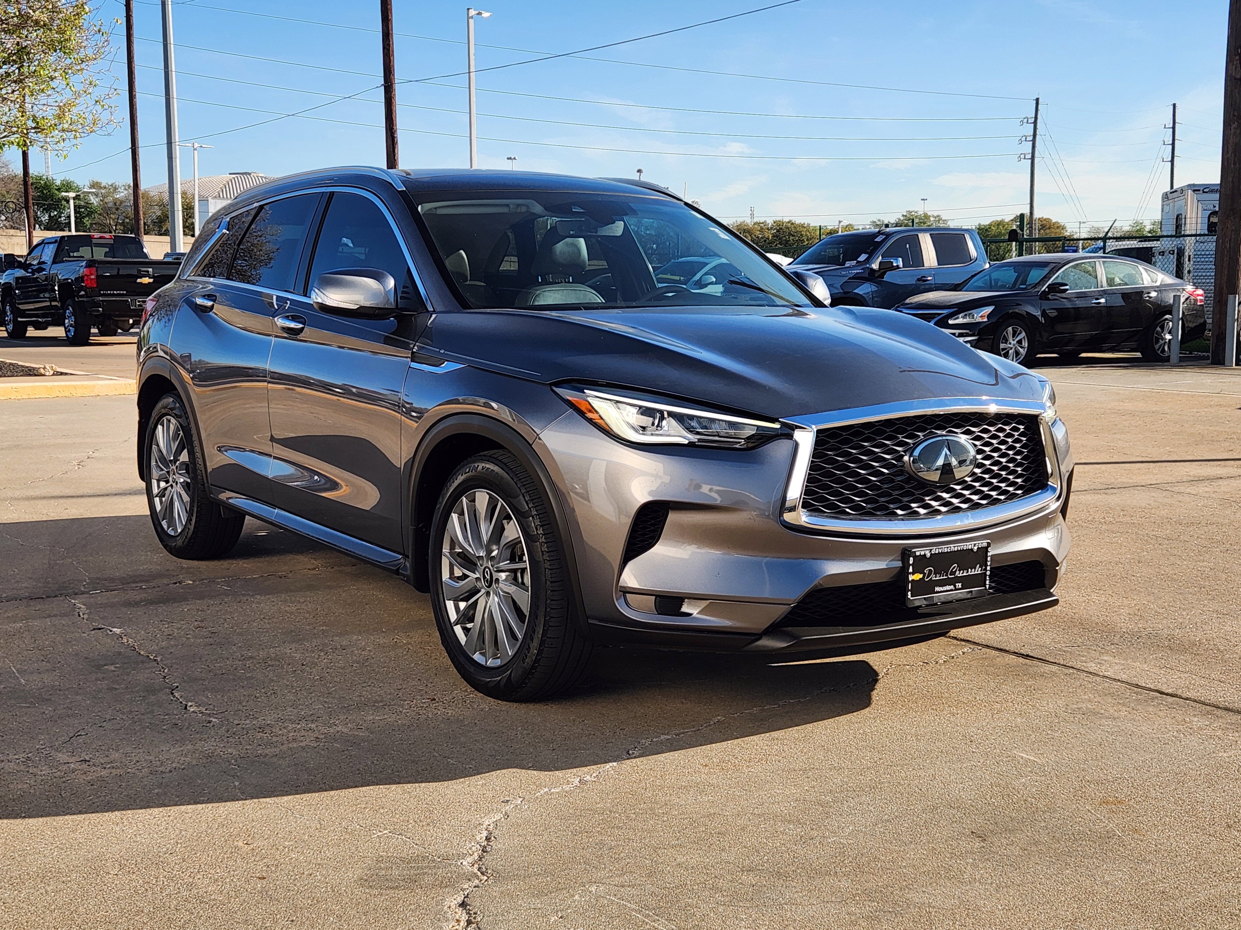 2023 INFINITI QX50 LUXE AWD