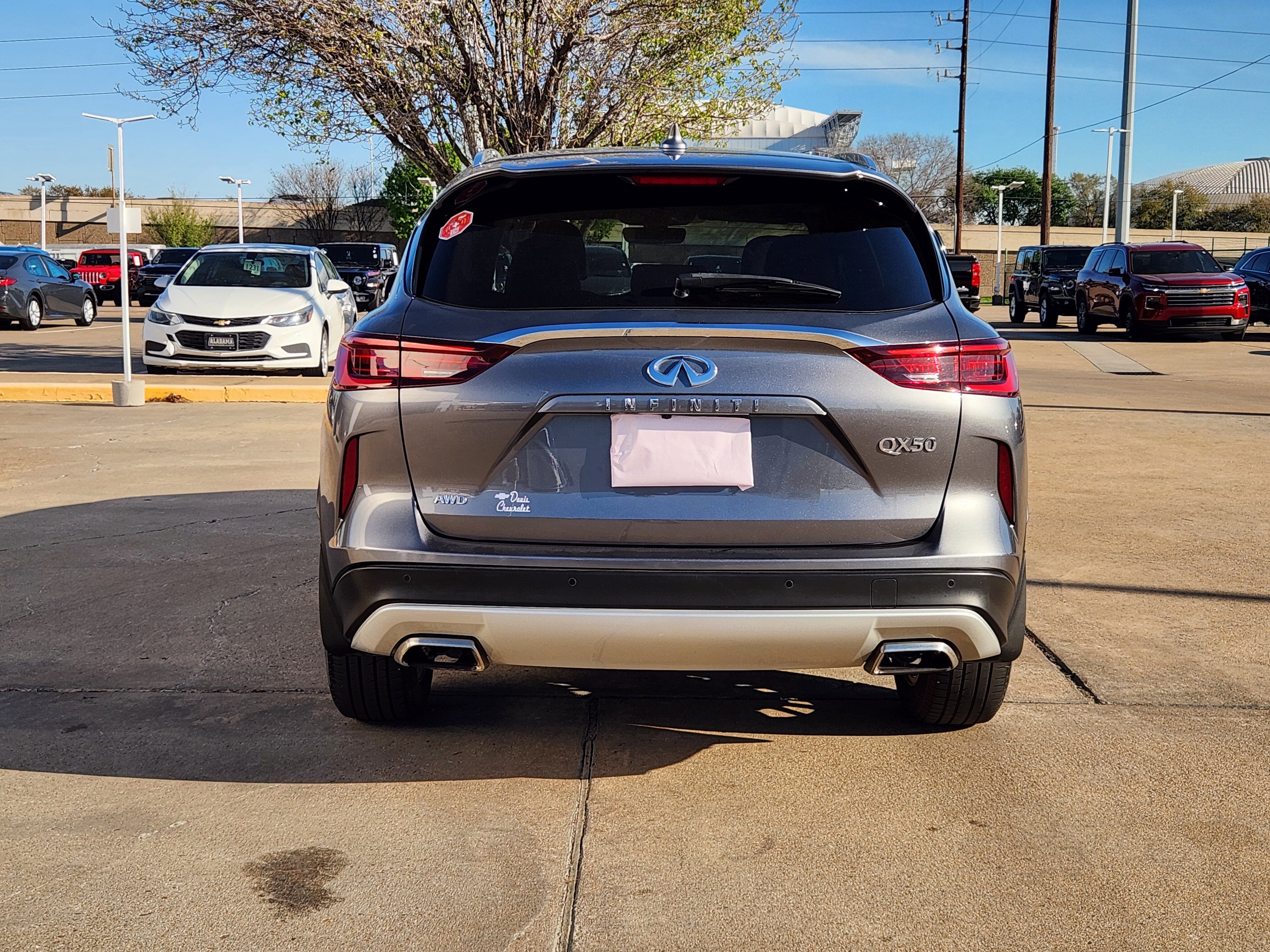 2023 INFINITI QX50 LUXE AWD