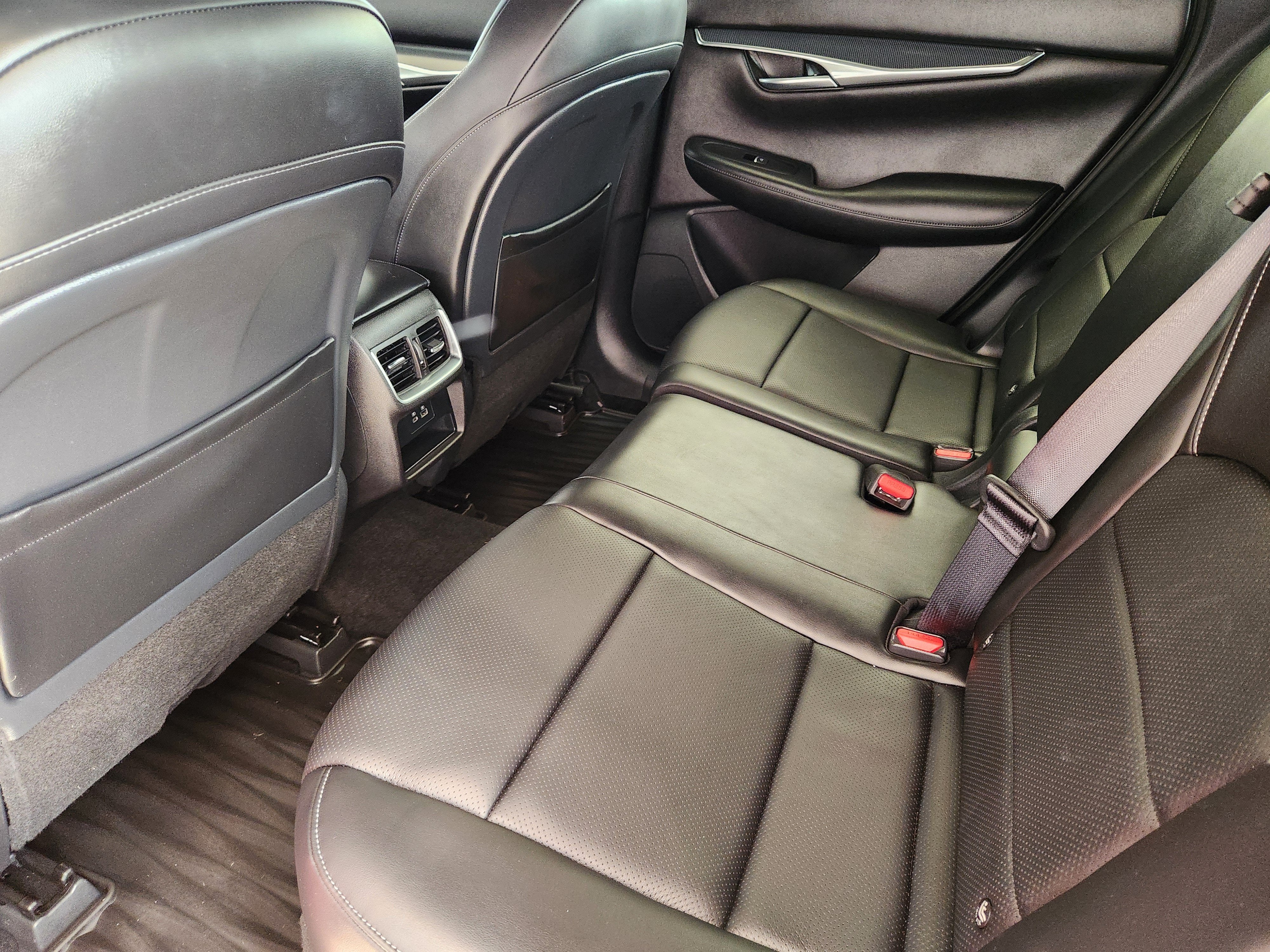 2023 INFINITI QX50 SPORT
