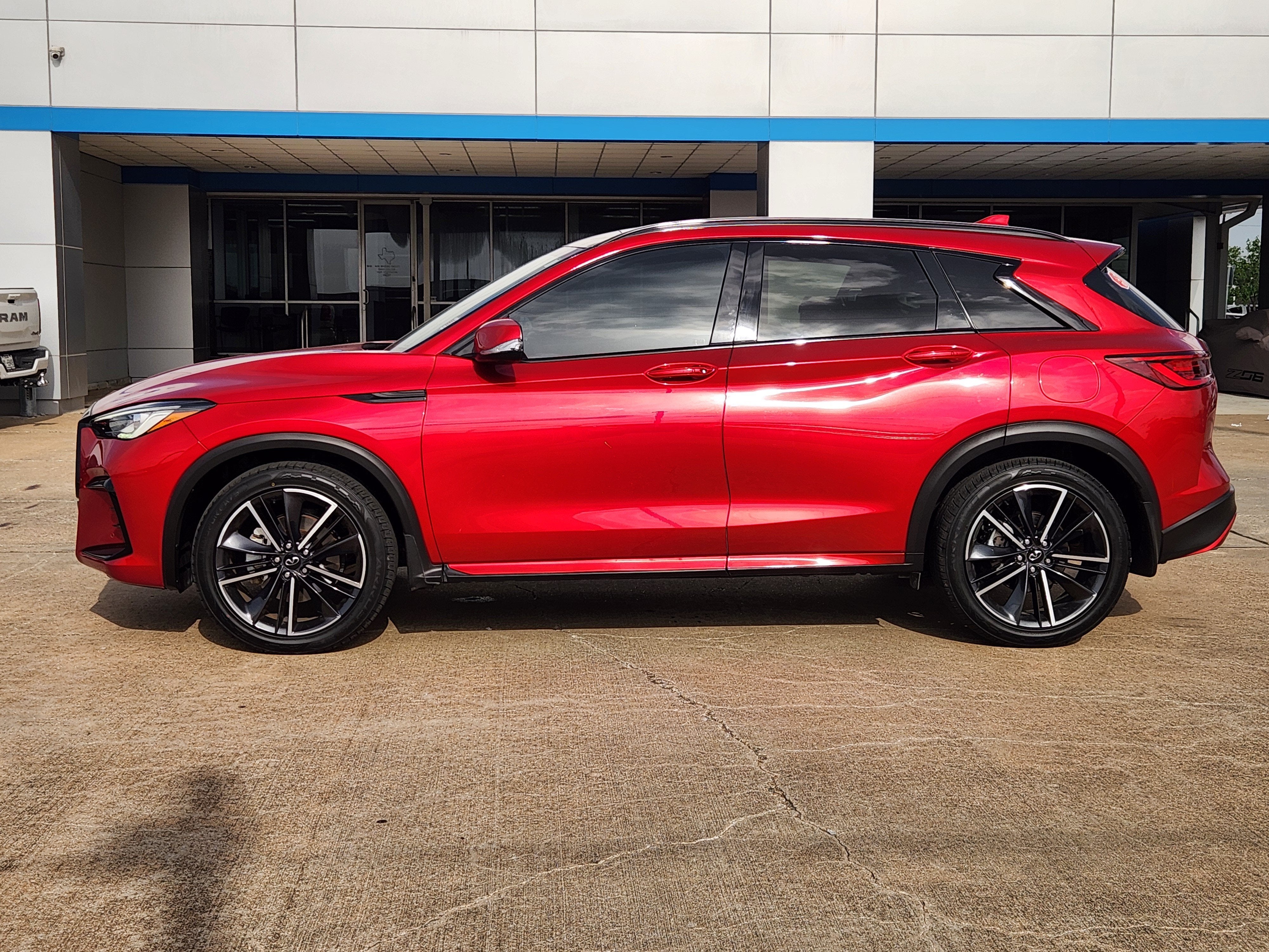 2023 INFINITI QX50 SPORT