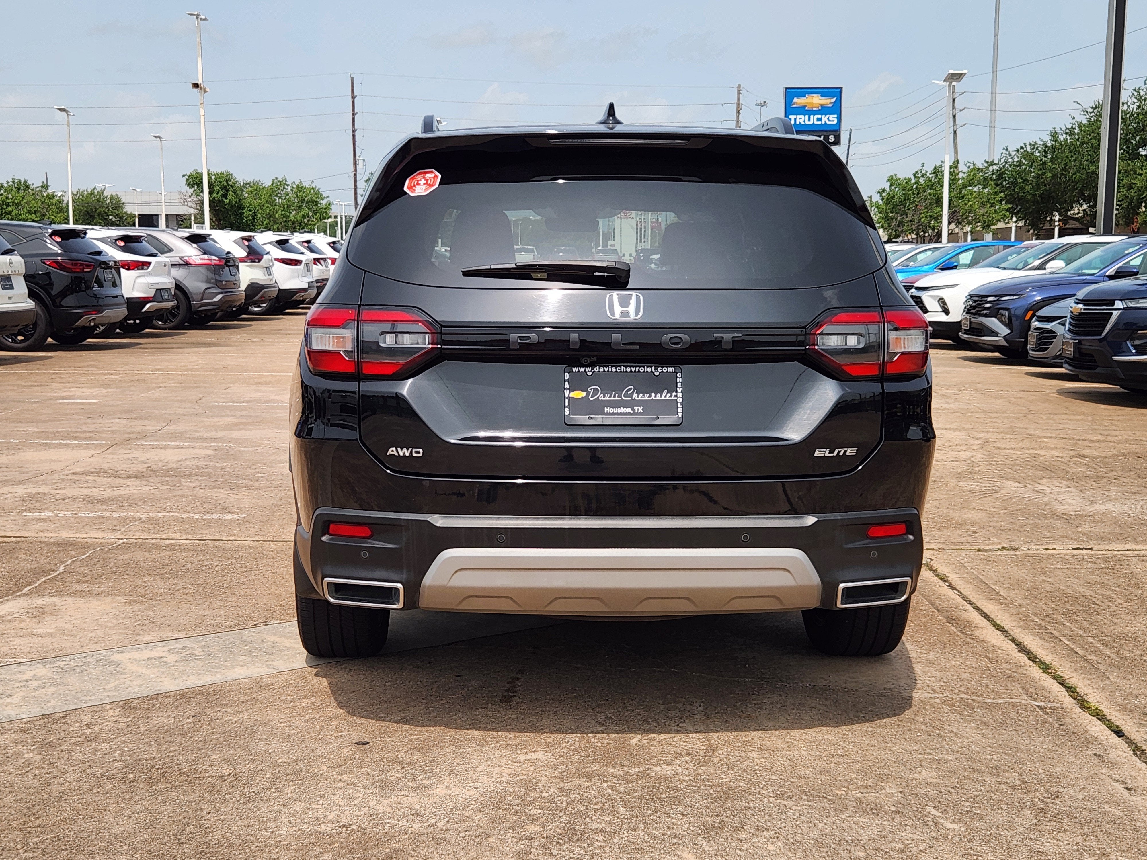 2025 Honda Pilot Elite