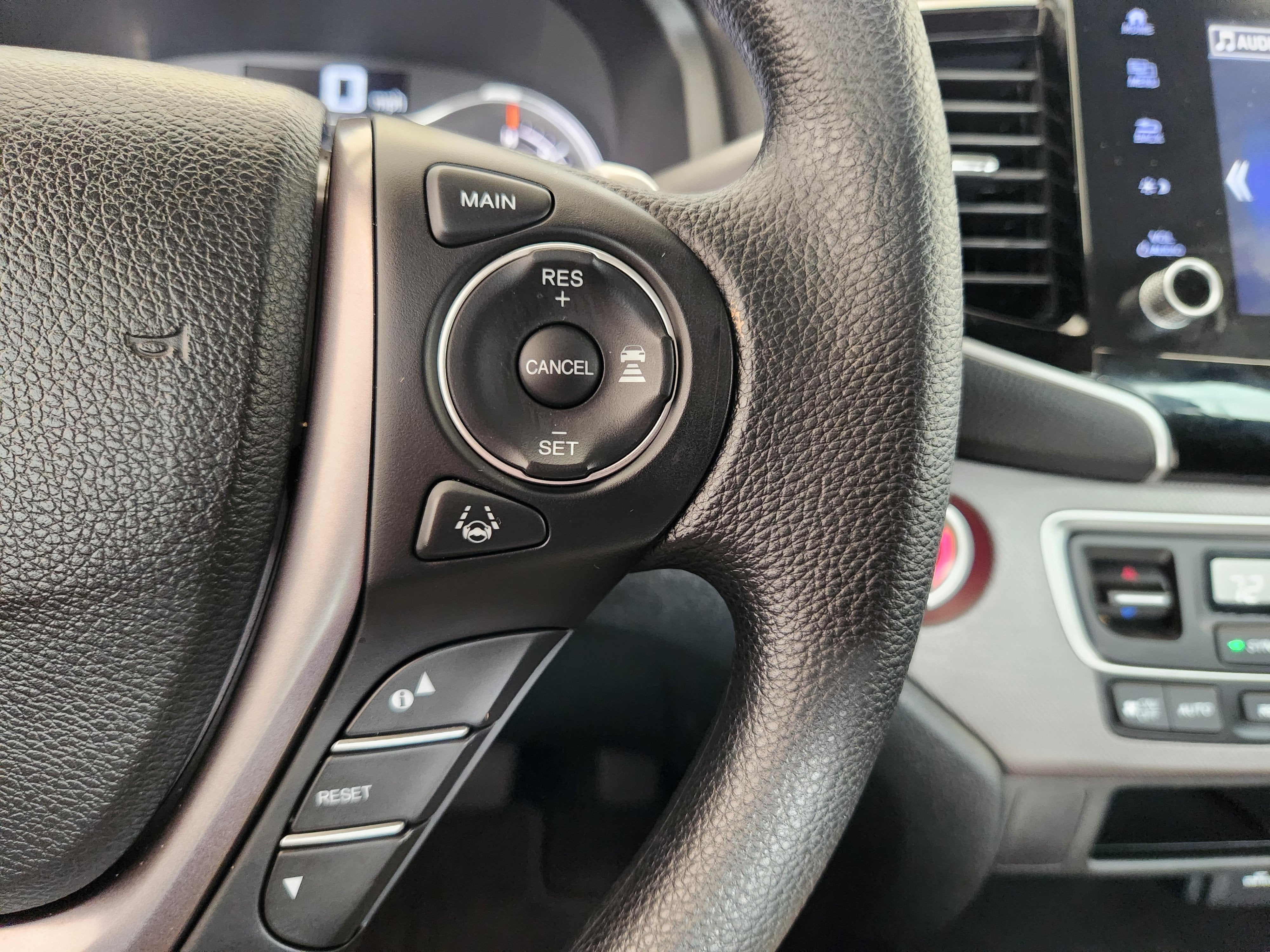 2023 Honda Ridgeline Sport